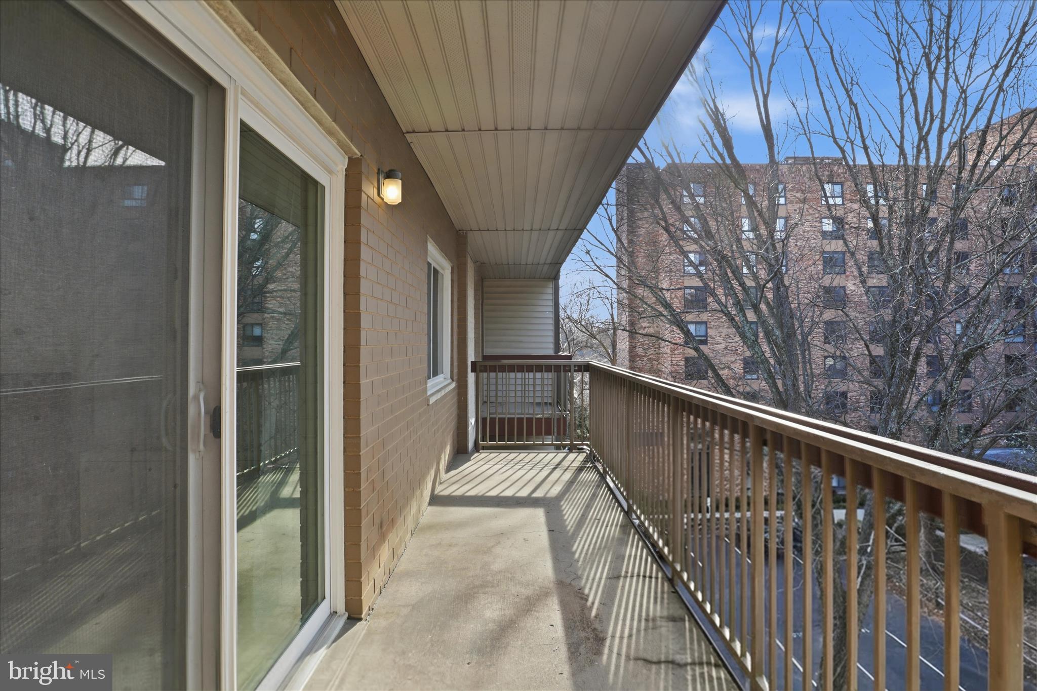 WEST SPRING - Residential