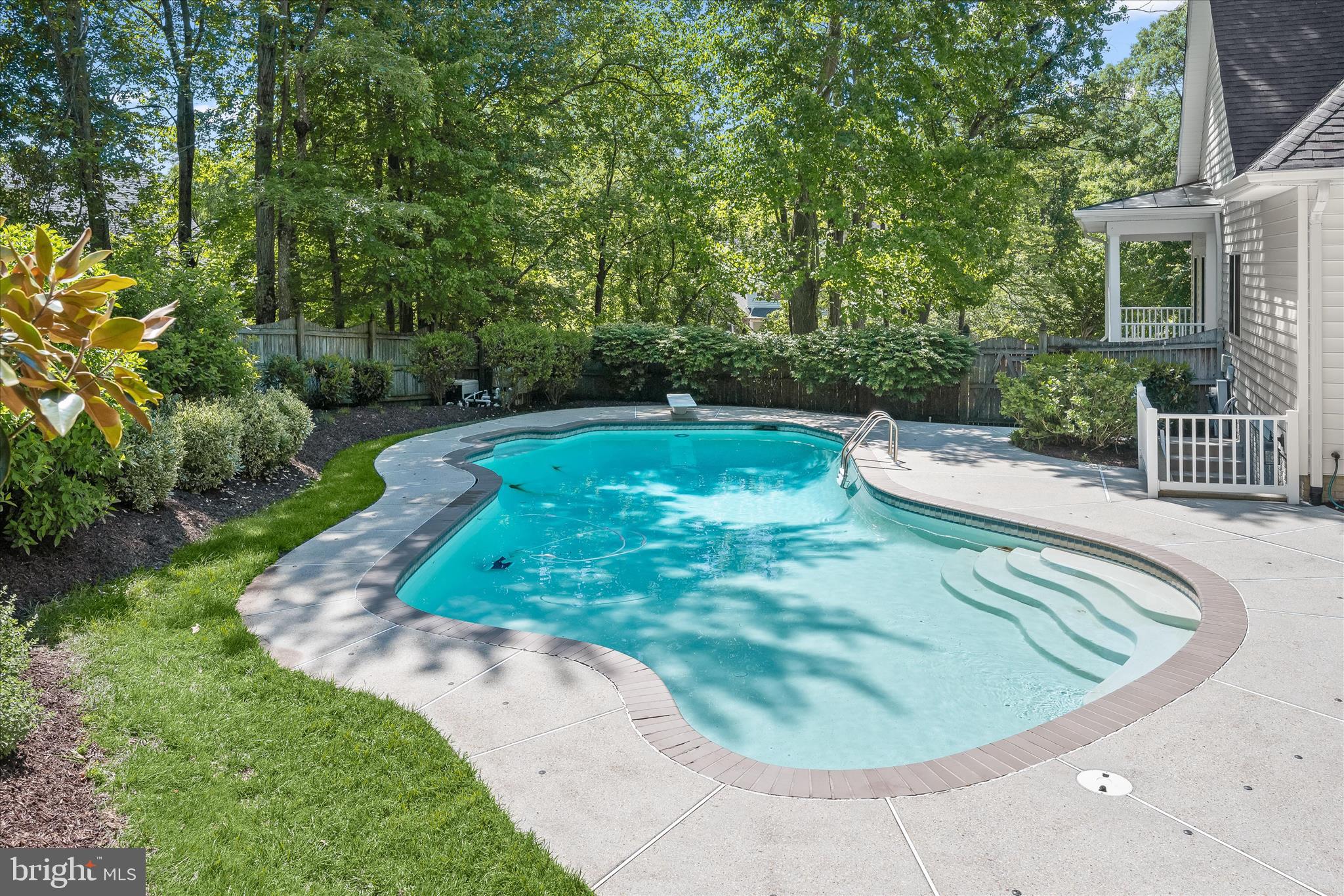 SOLOMONS RIDGE - Residential