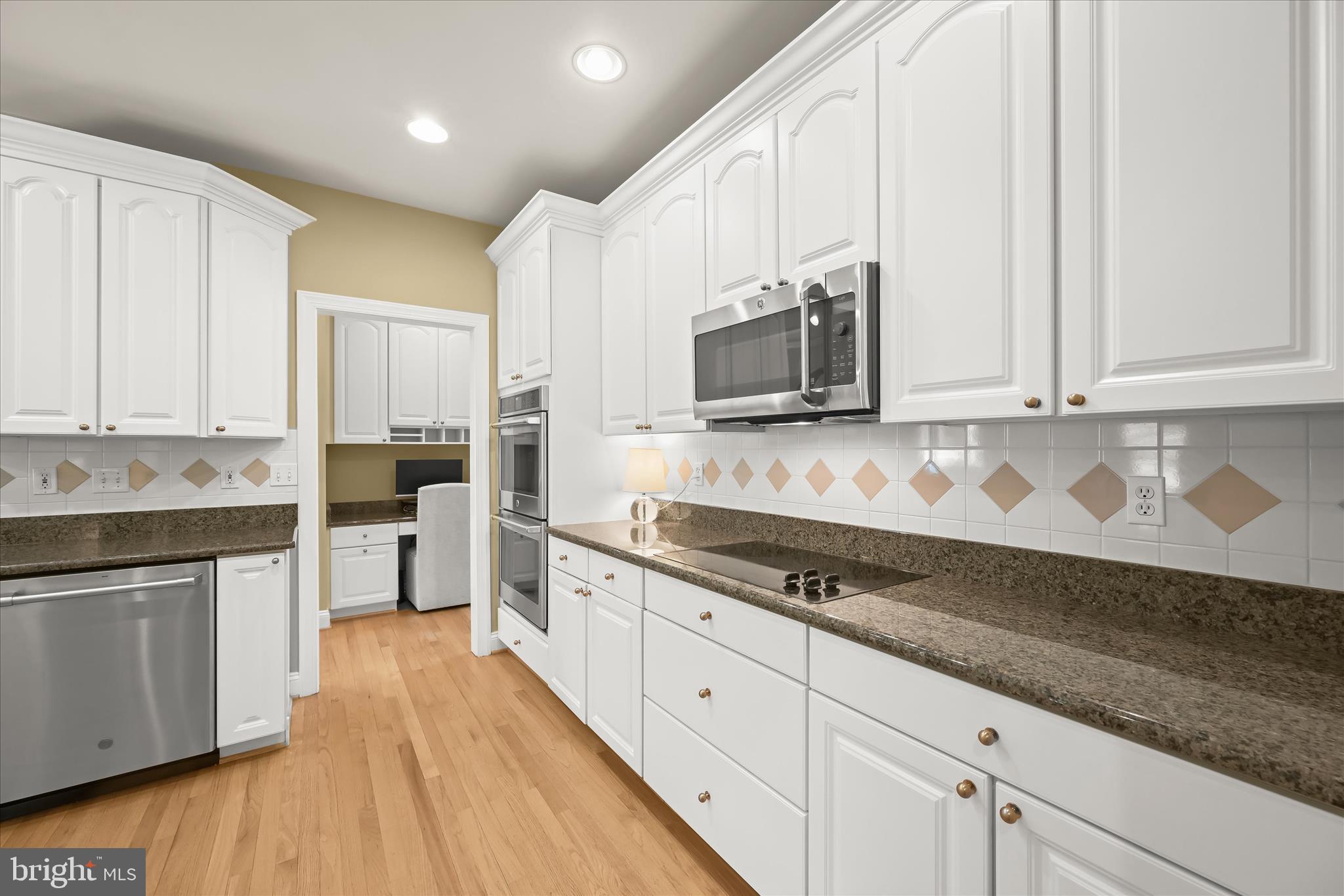 SOLOMONS RIDGE - Residential