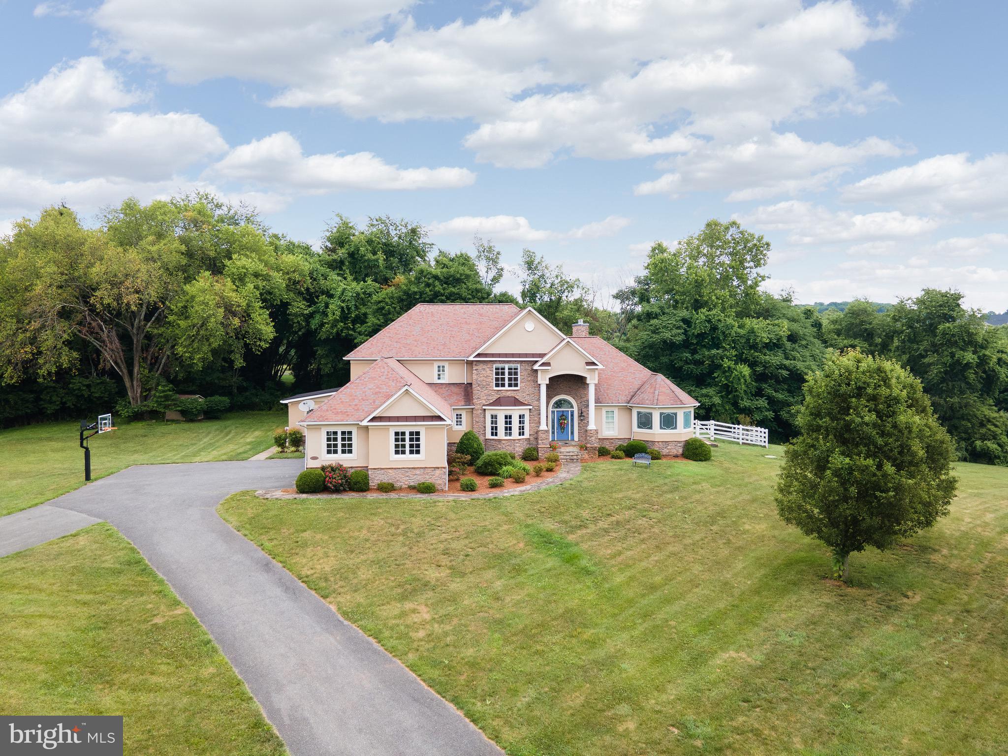 GREEN VALLEY ESTATES - Residential