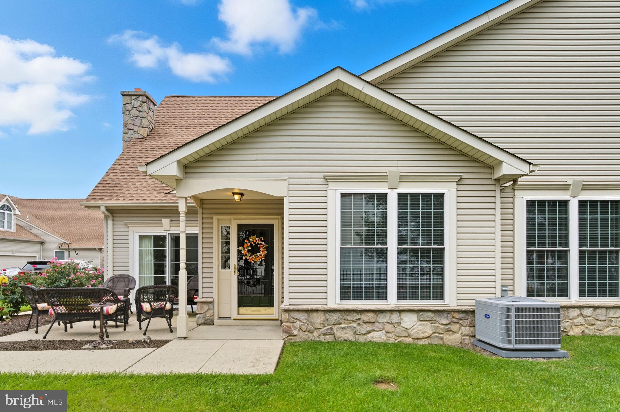2285 SEABIRD DRIVE 14