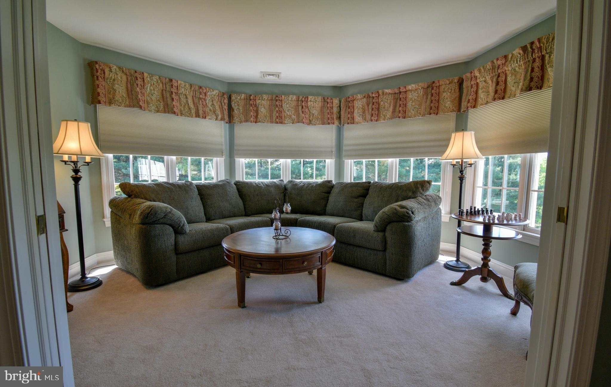 MEETINGHOUSE - Residential