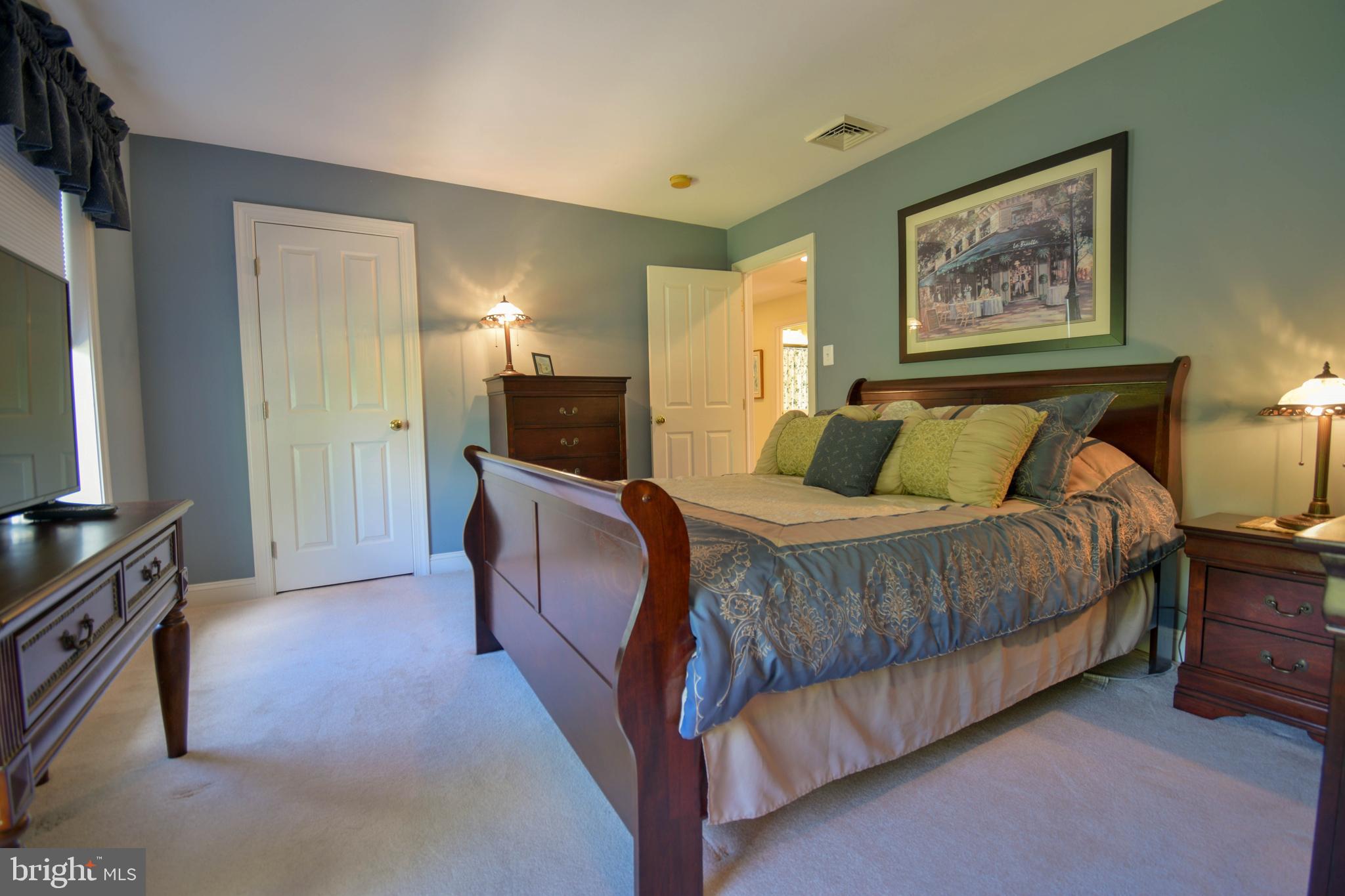 MEETINGHOUSE - Residential