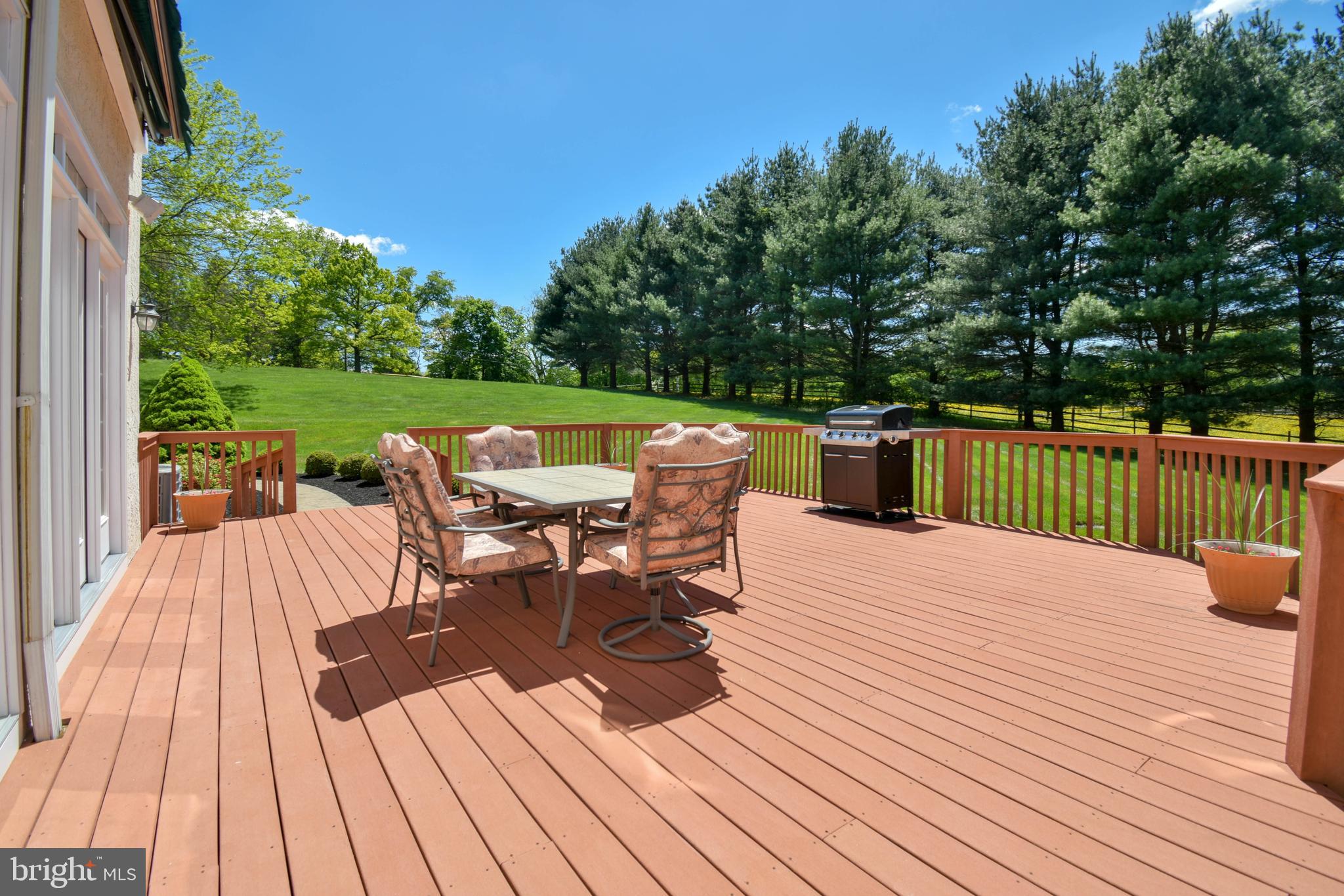 MEETINGHOUSE - Residential