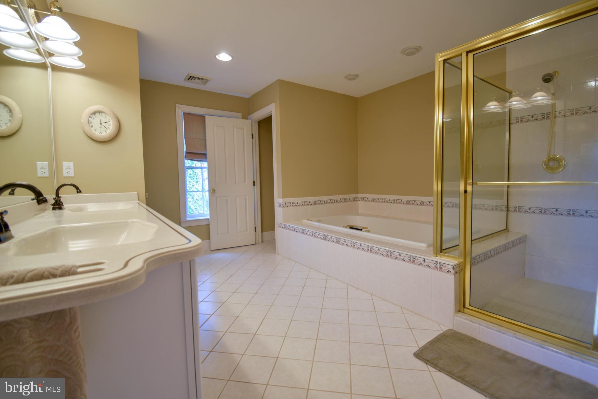 MEETINGHOUSE - Residential