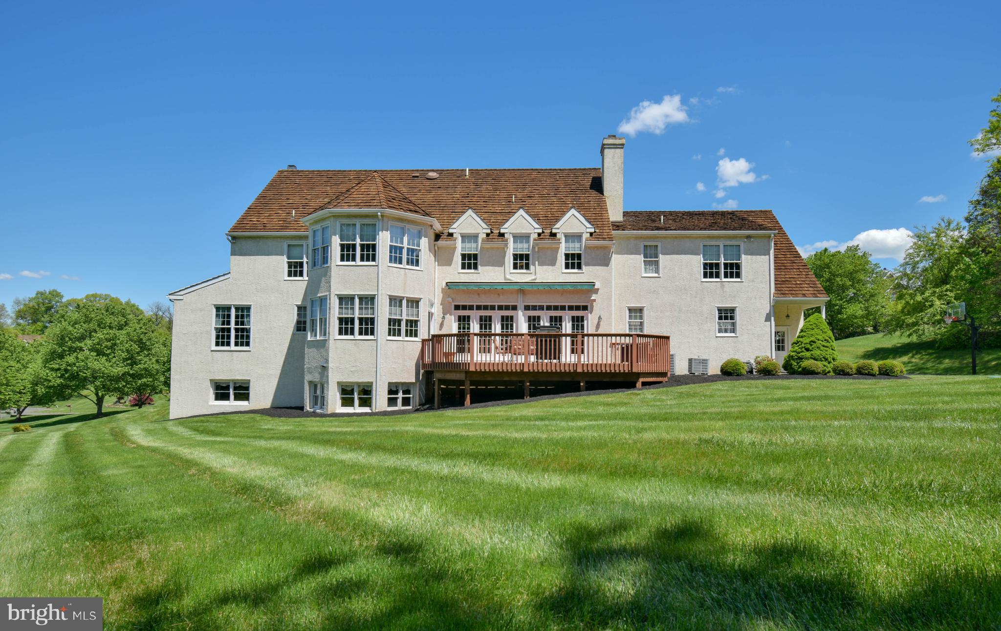 MEETINGHOUSE - Residential