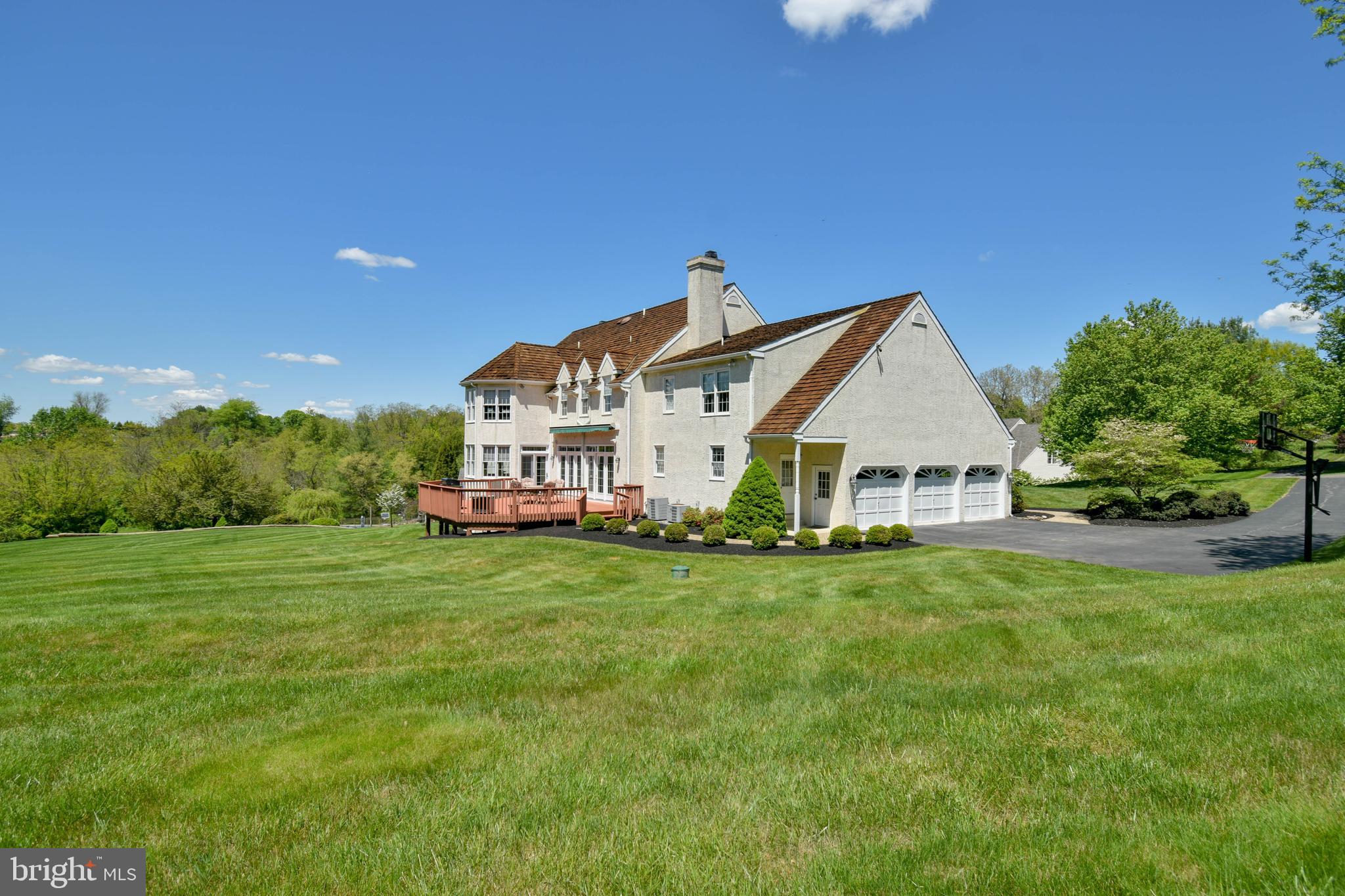 MEETINGHOUSE - Residential