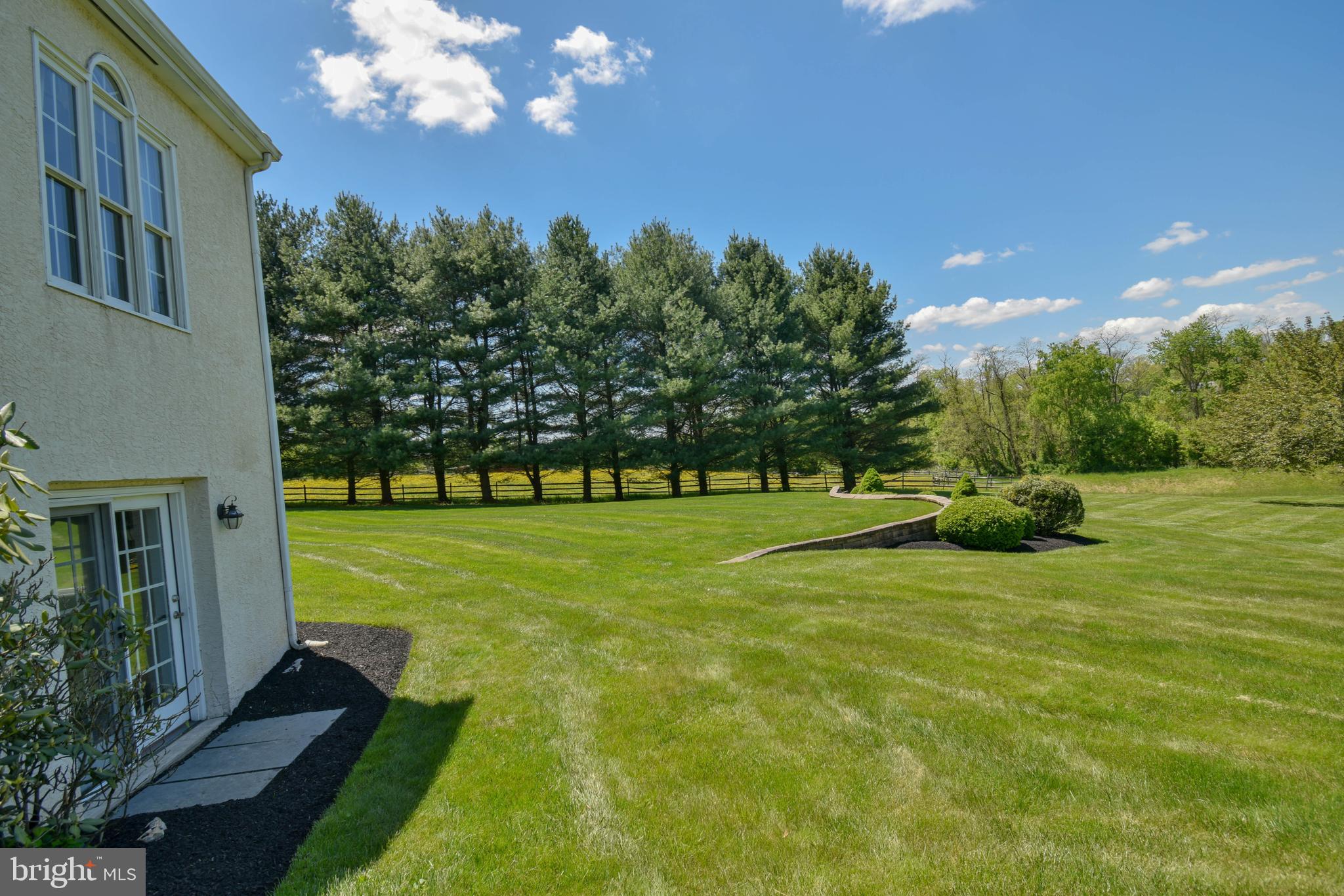 MEETINGHOUSE - Residential