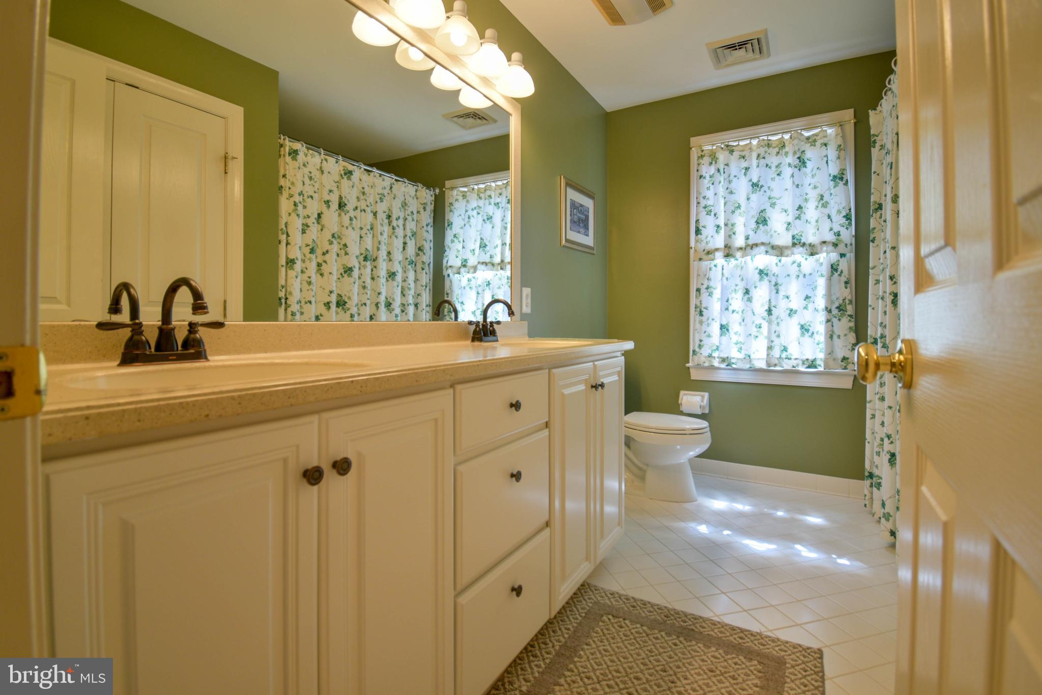 MEETINGHOUSE - Residential