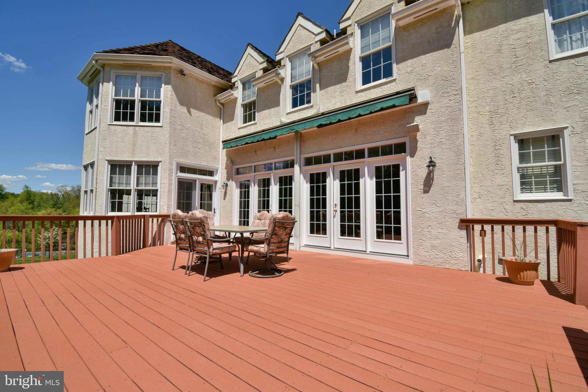 MEETINGHOUSE - Residential