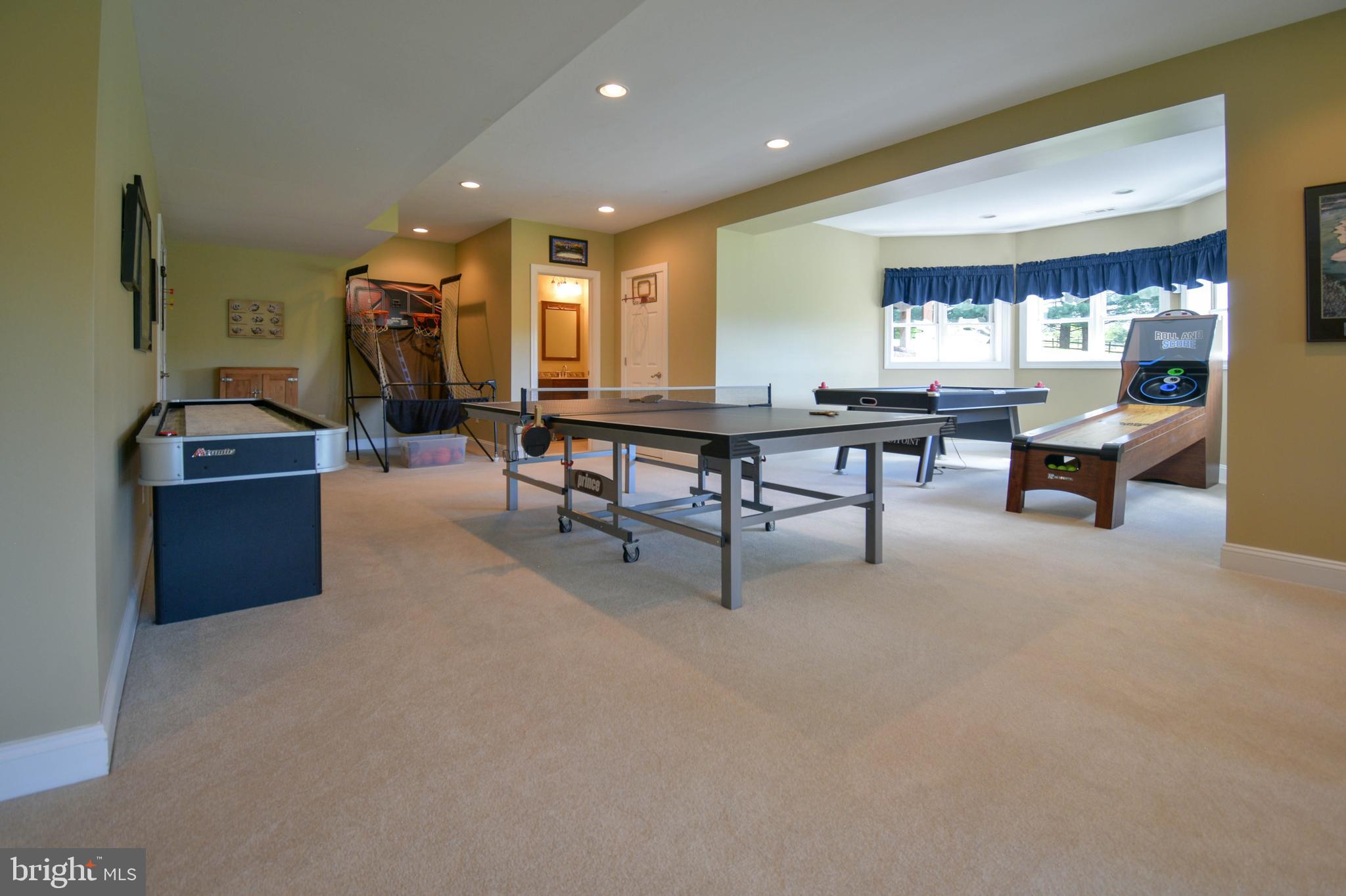 MEETINGHOUSE - Residential