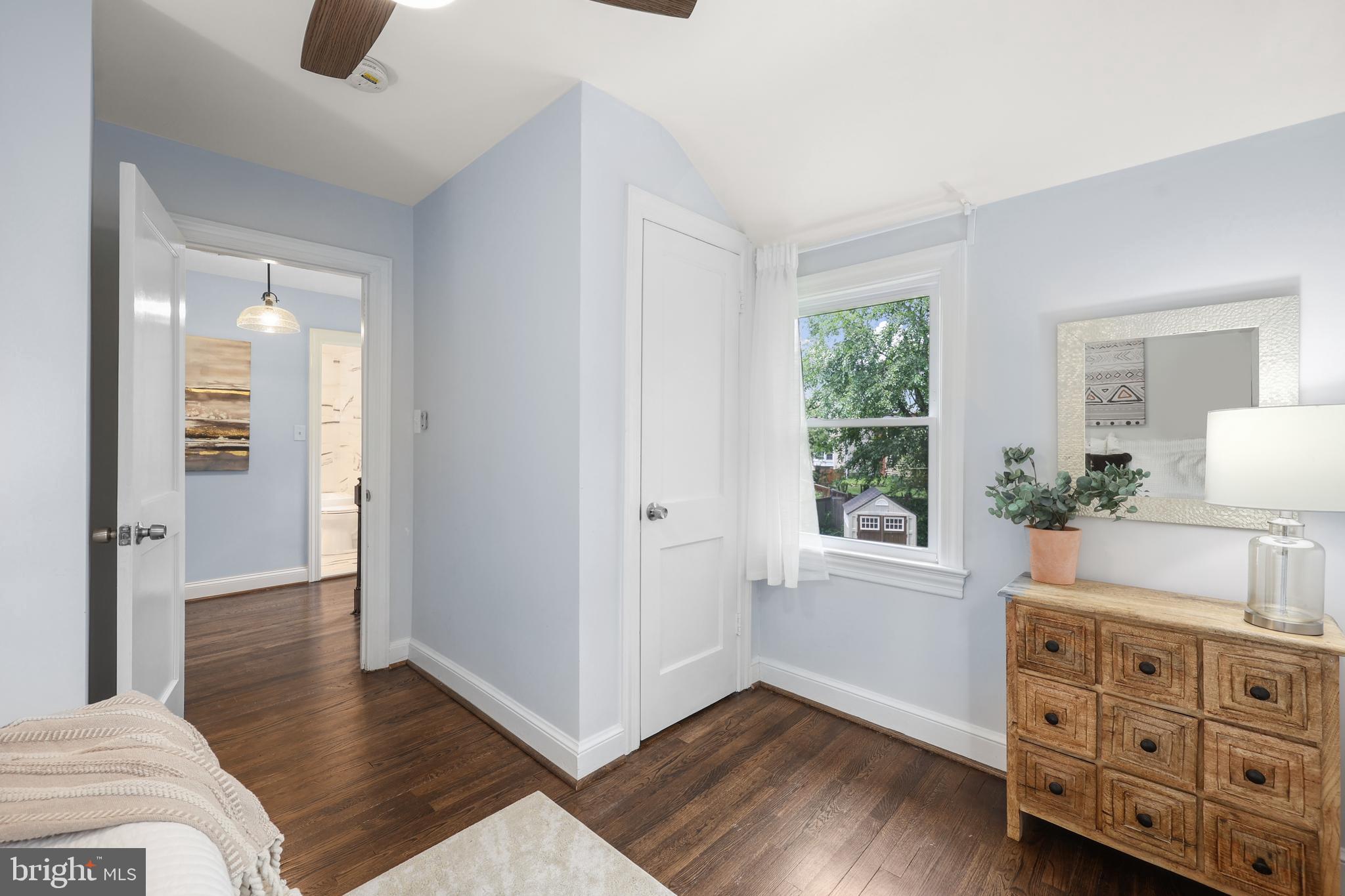 IVY HILL - Residential