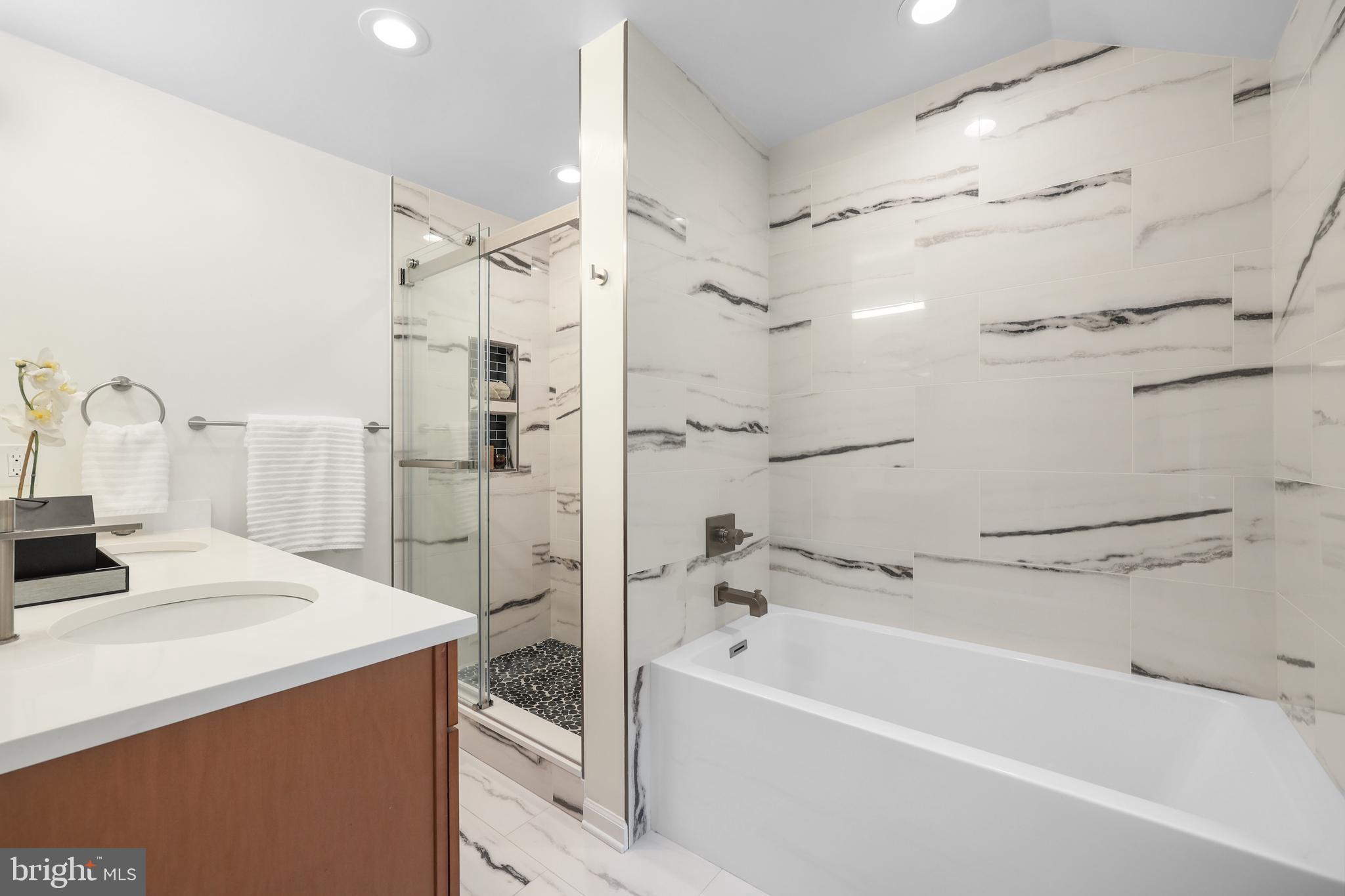 IVY HILL - Residential