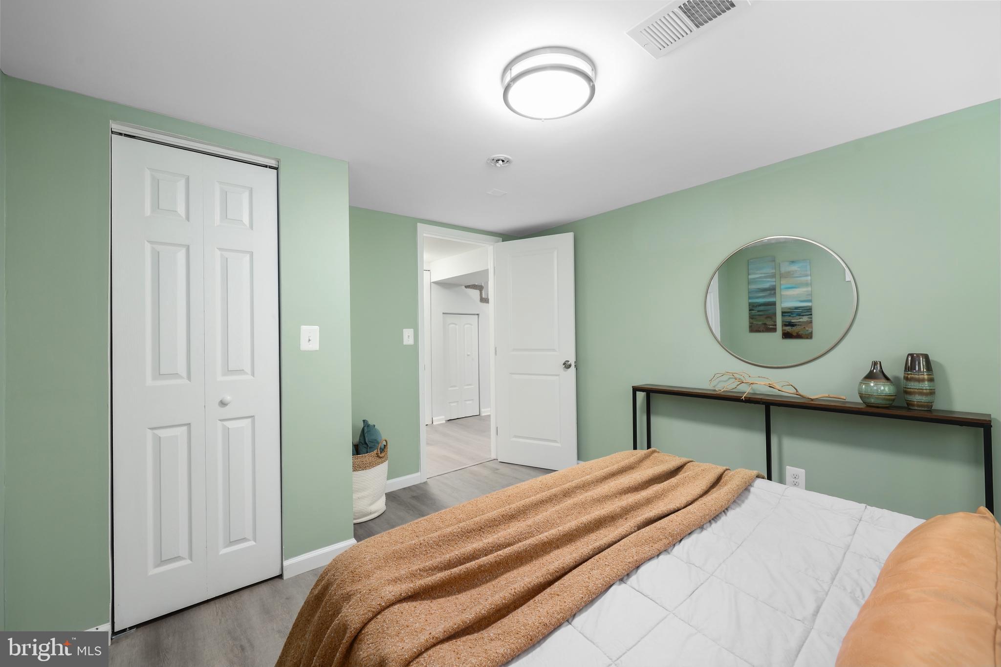 IVY HILL - Residential