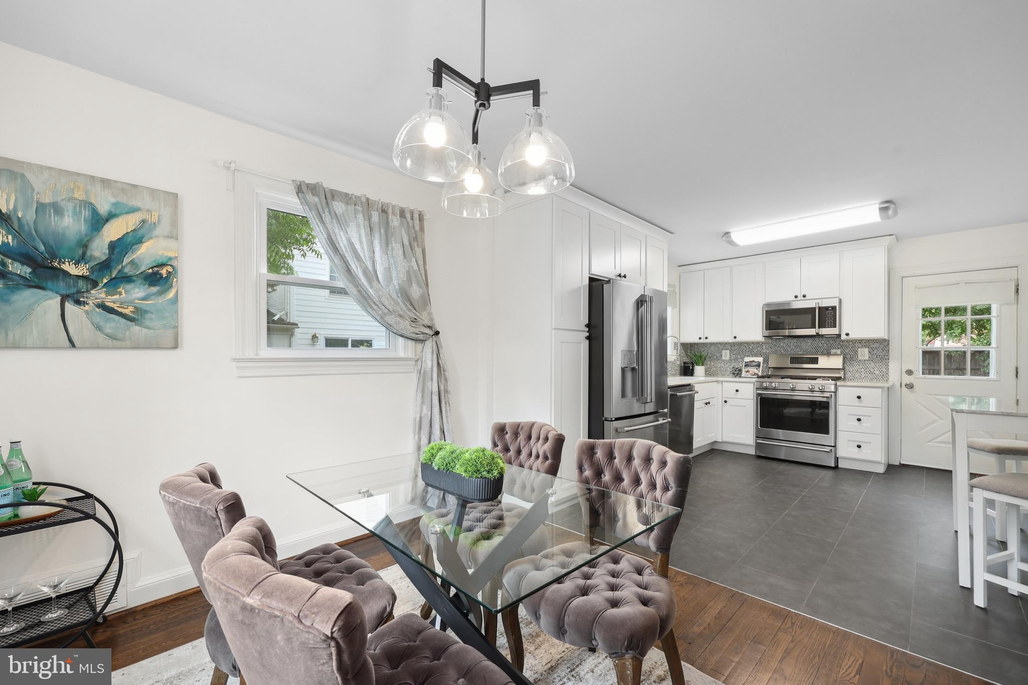 IVY HILL - Residential