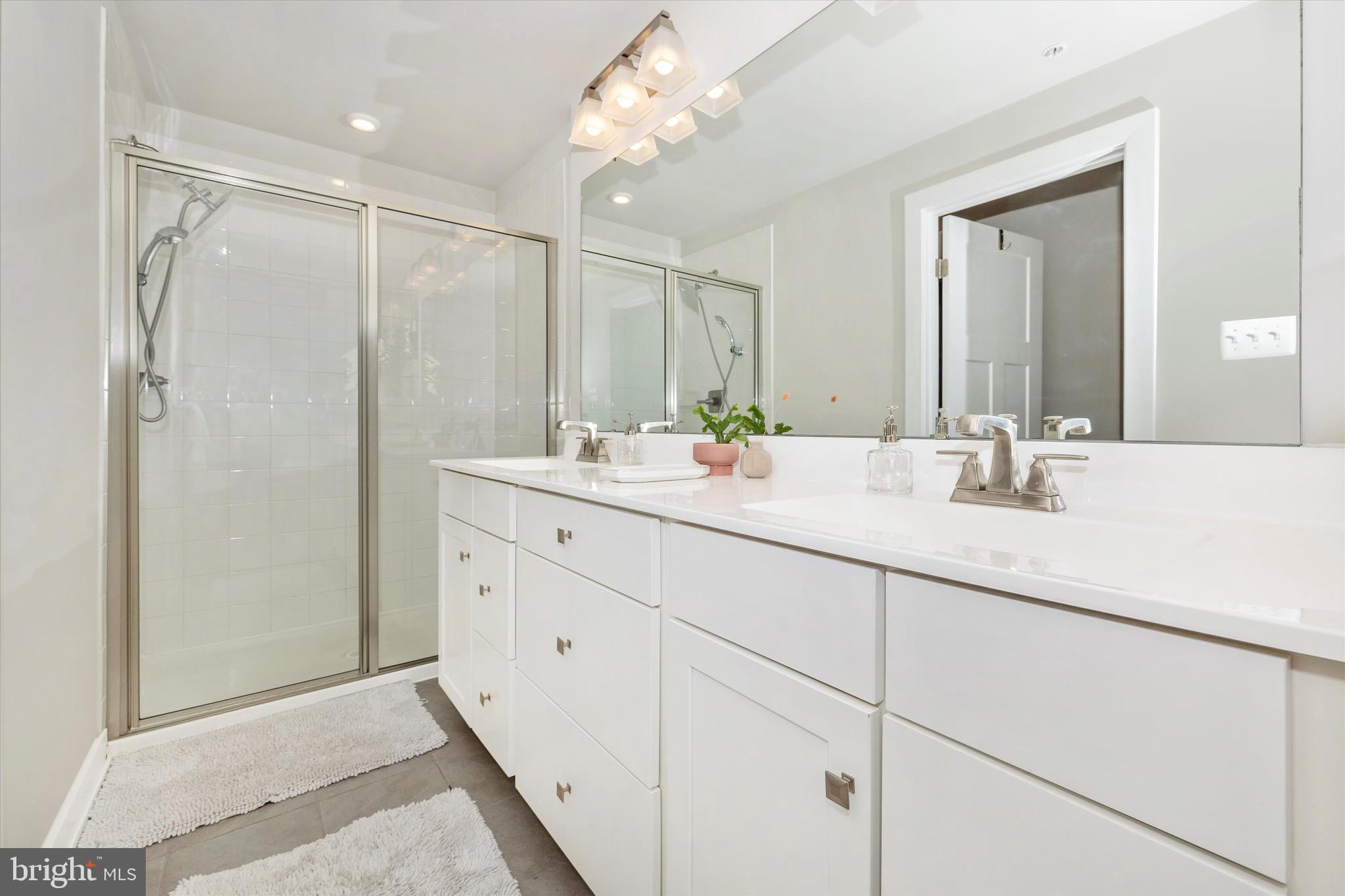 JEFFERSON PLACE - Residential