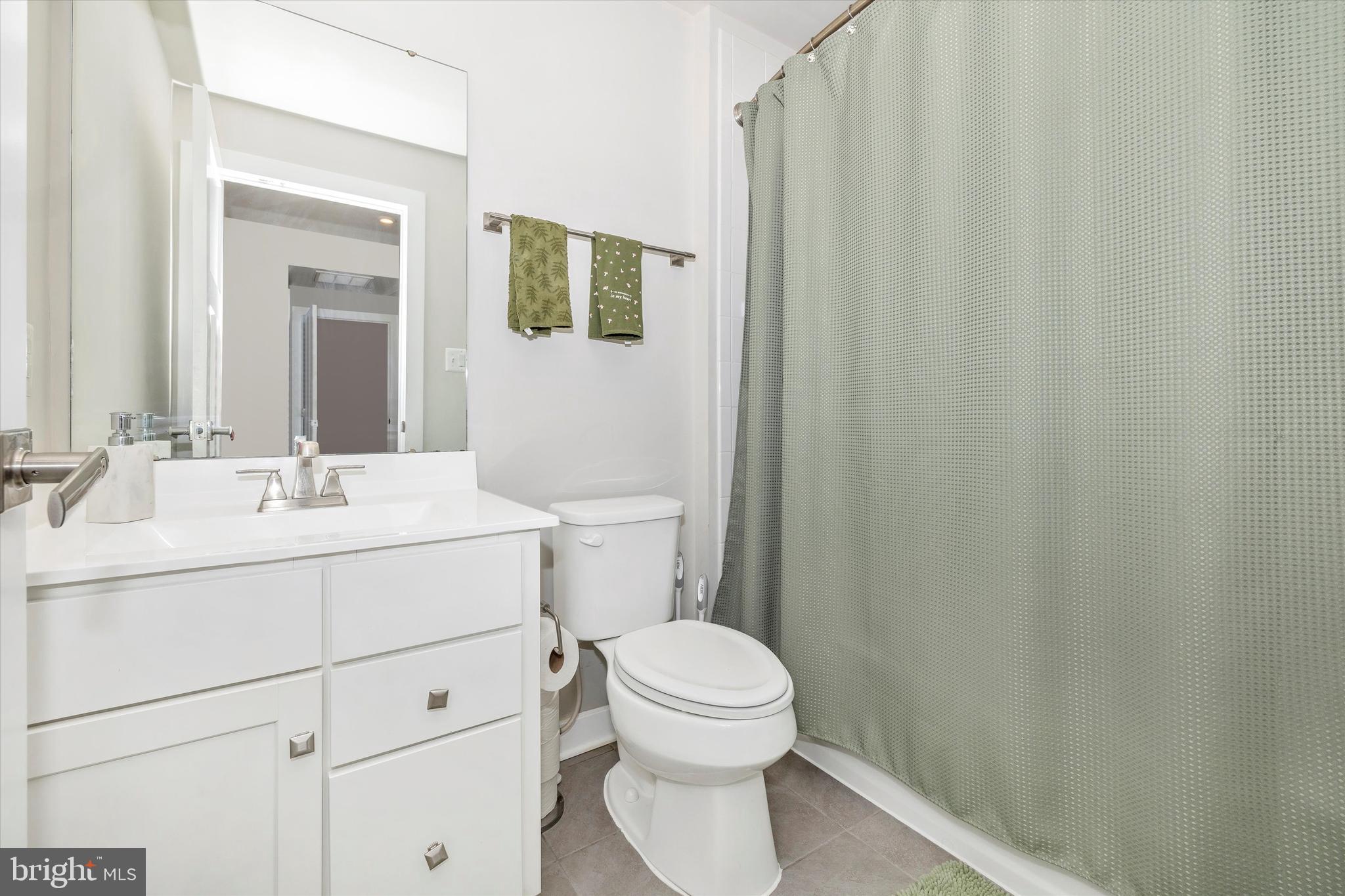 JEFFERSON PLACE - Residential