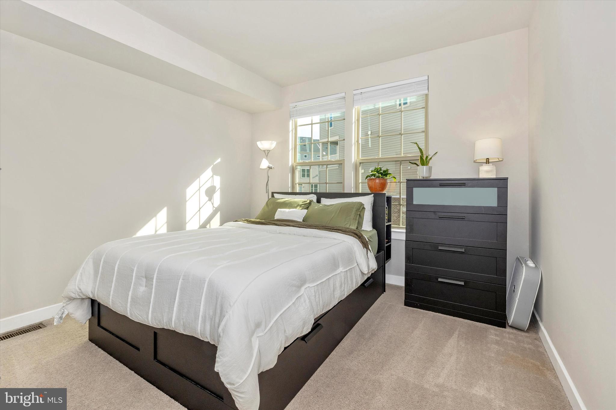 JEFFERSON PLACE - Residential