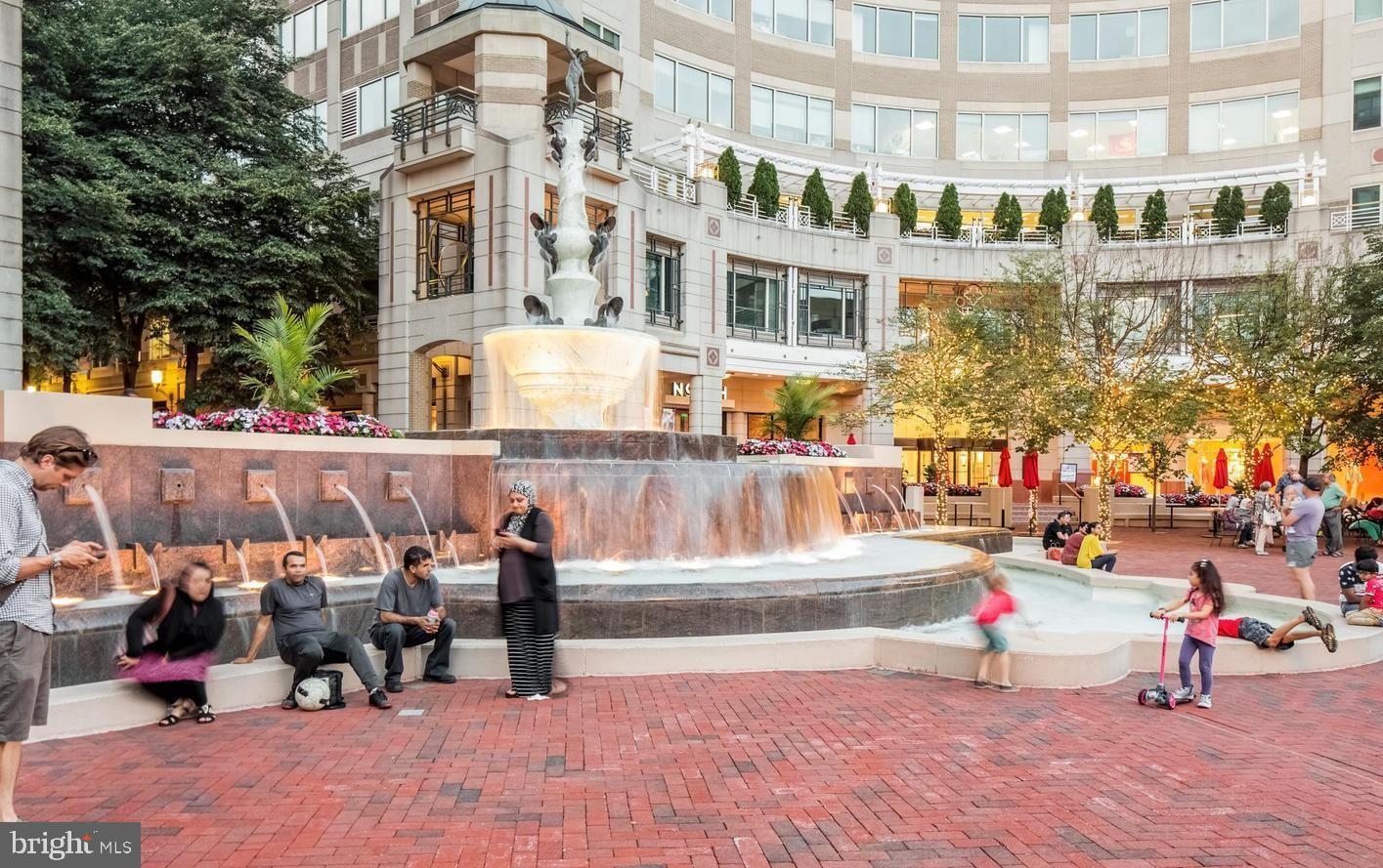 TALL OAKS - Residential Lease