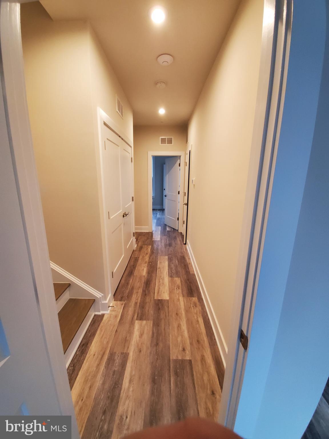 TALL OAKS - Residential Lease