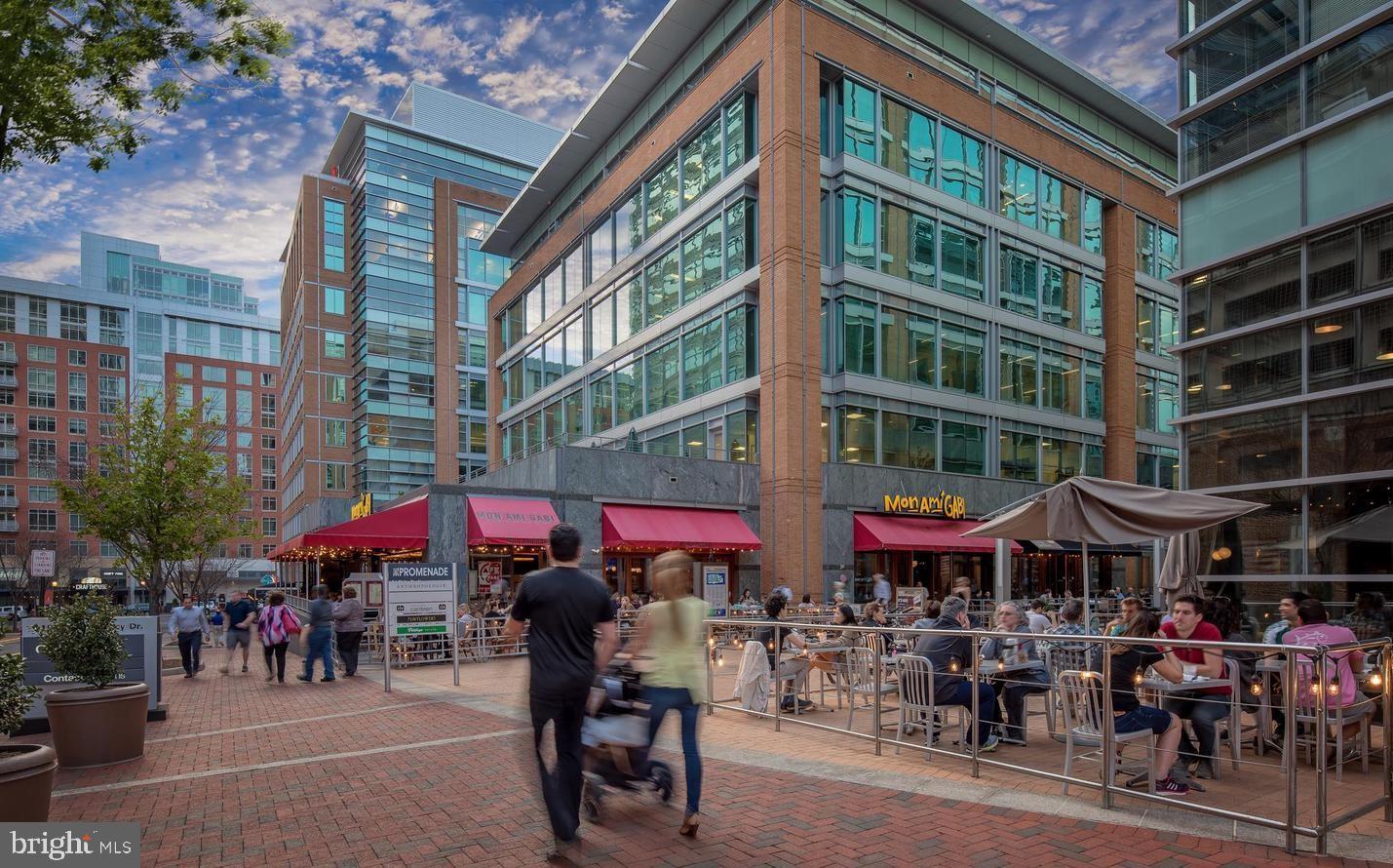 TALL OAKS - Residential Lease