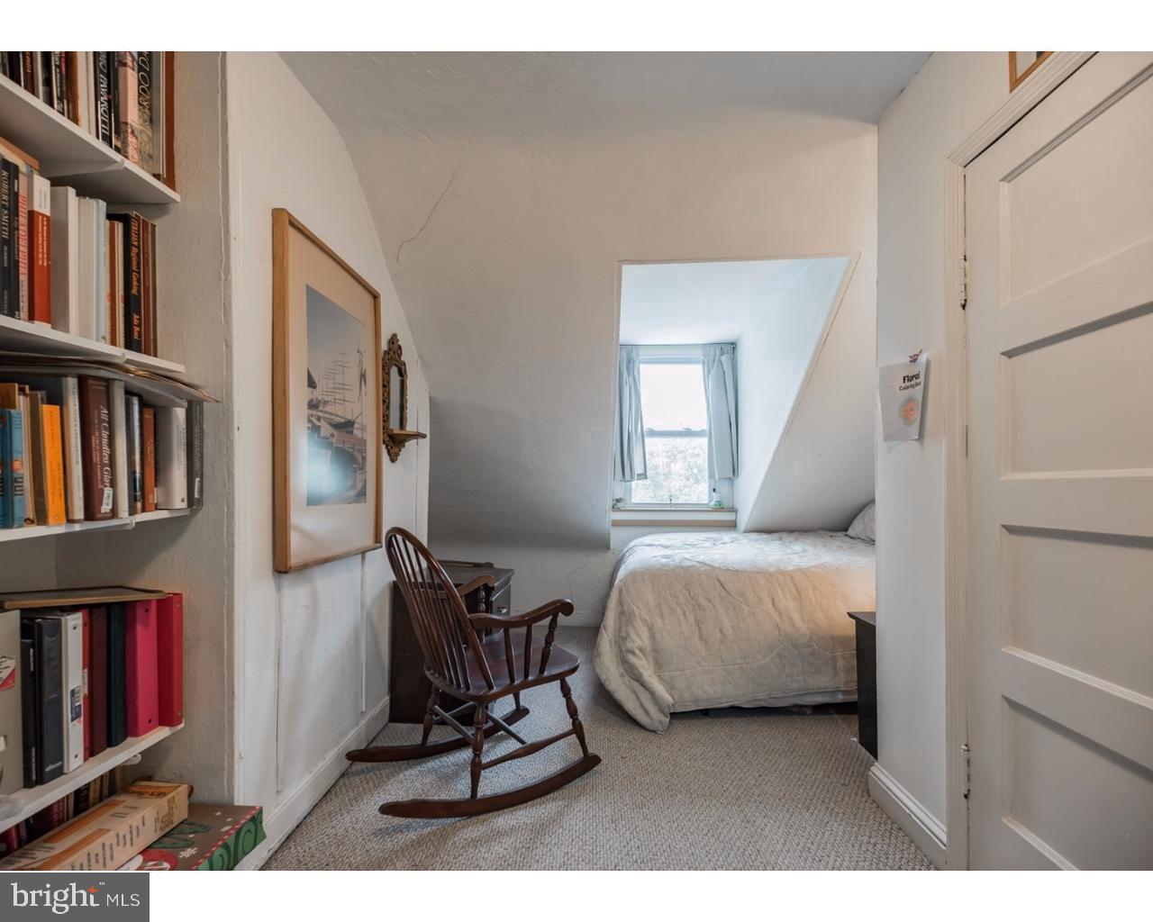 SOCIETY HILL - Residential