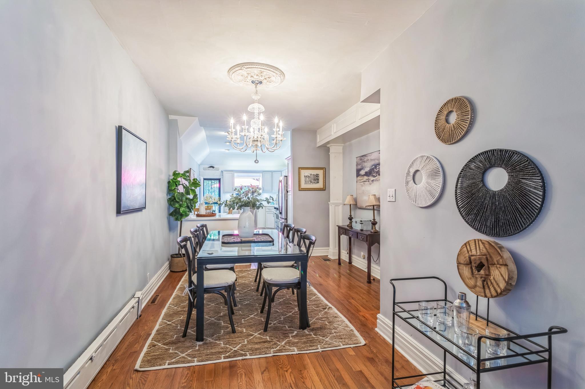 SOCIETY HILL - Residential