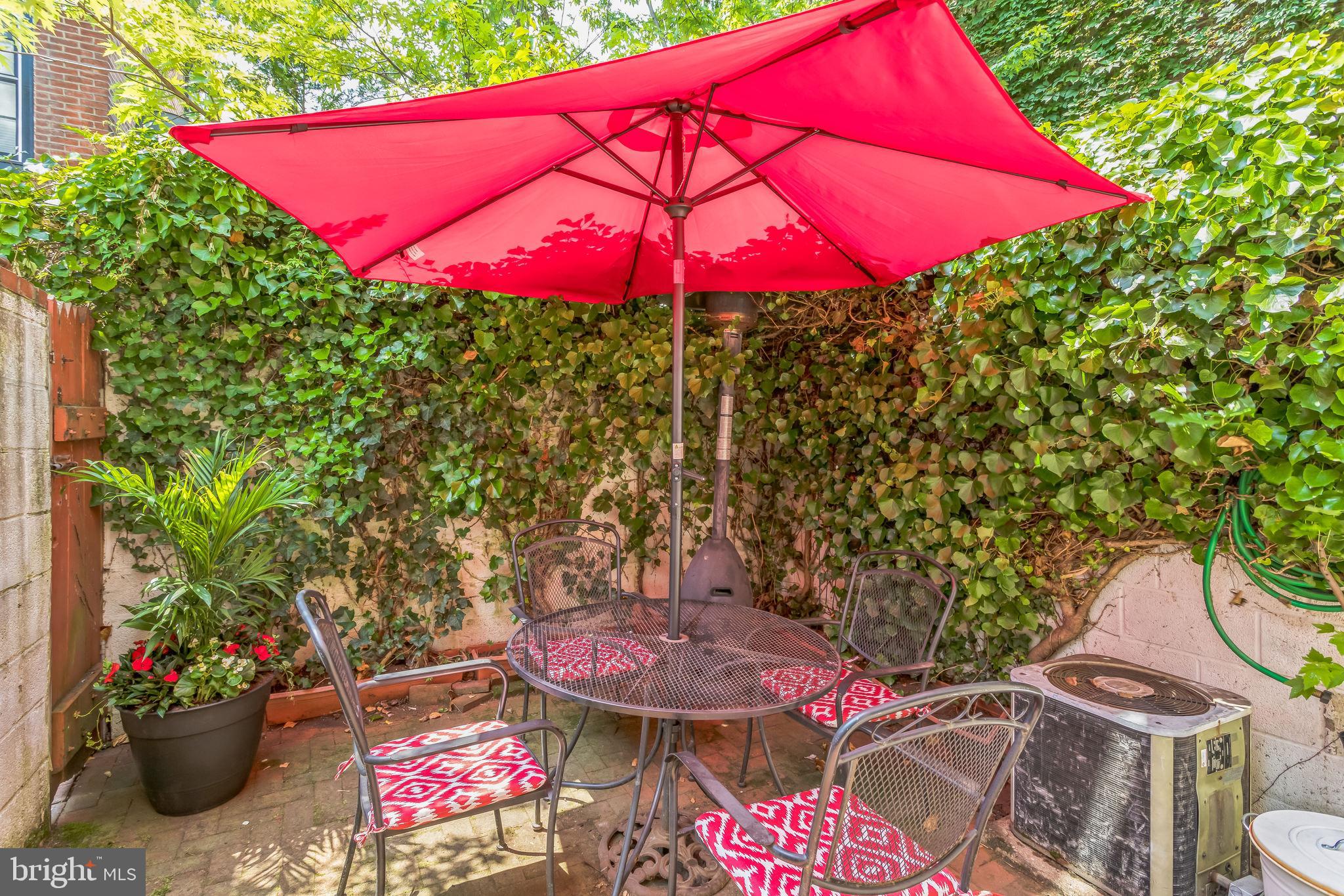 SOCIETY HILL - Residential