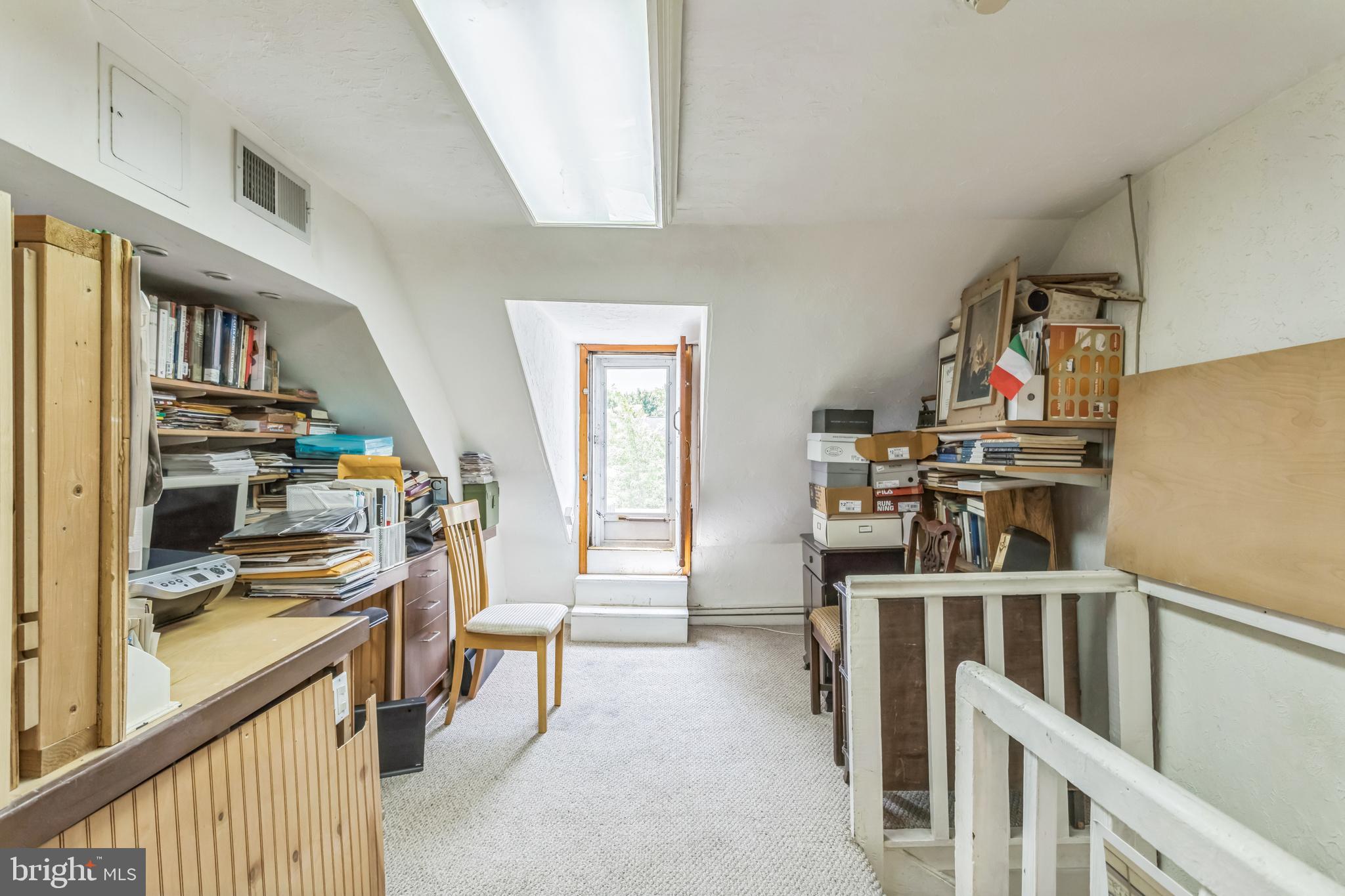 SOCIETY HILL - Residential