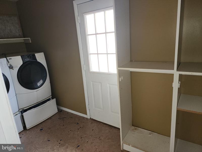 AMBER MEADOWS - Residential