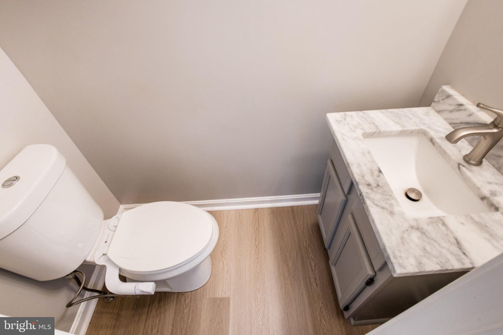 AVALON SHORES - Residential Lease