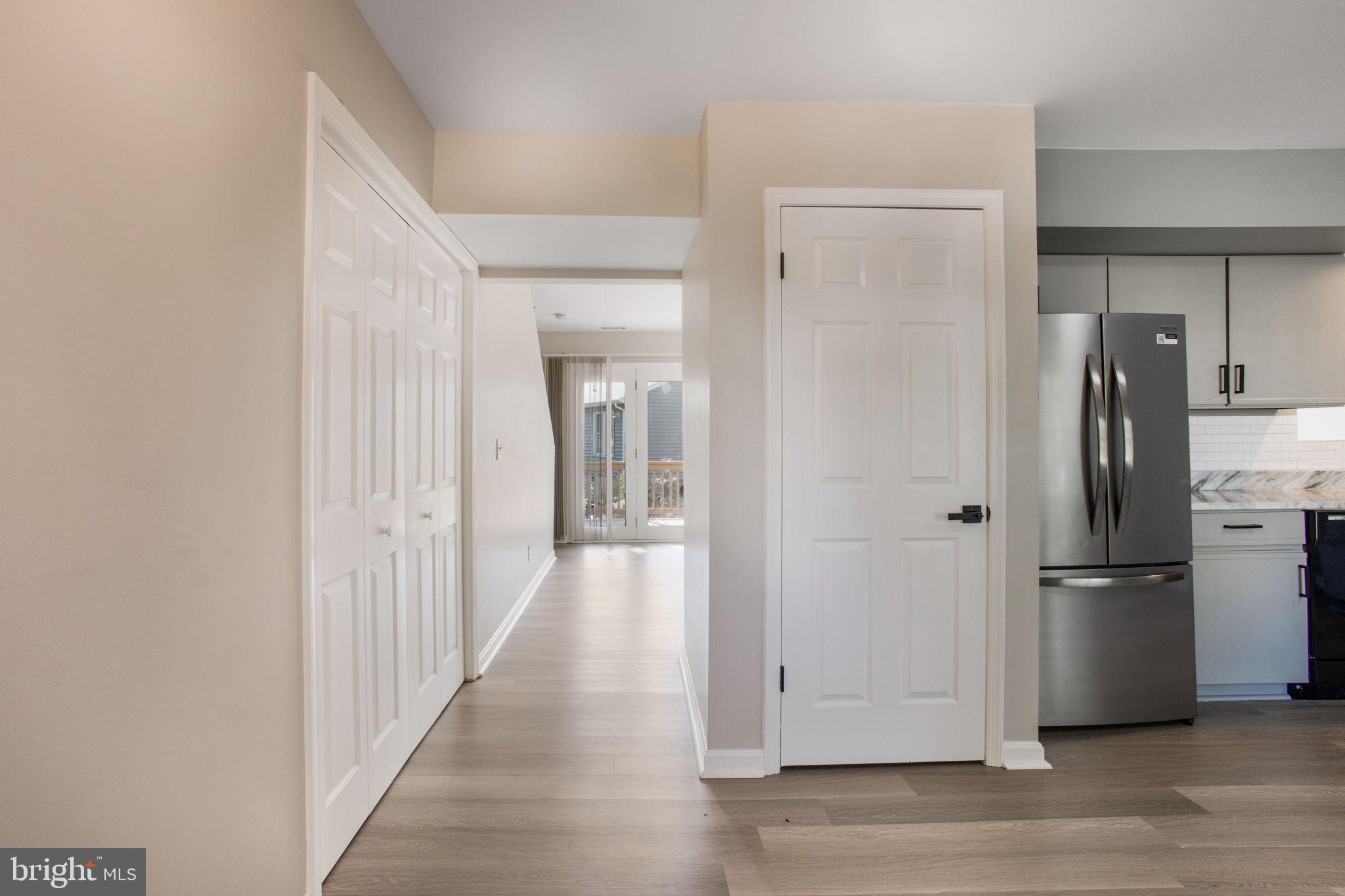 AVALON SHORES - Residential Lease