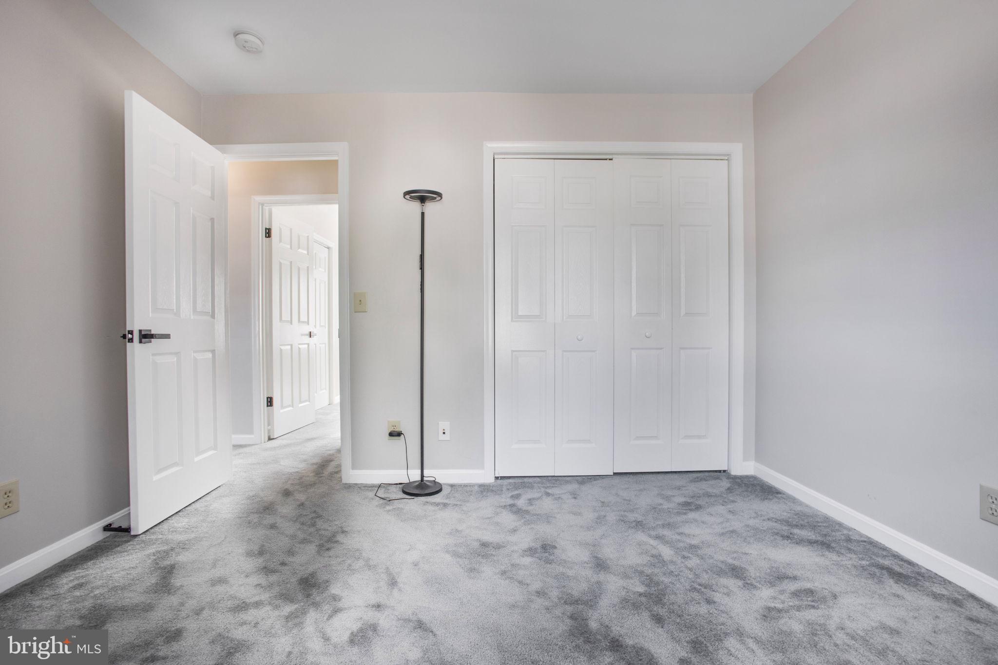 AVALON SHORES - Residential Lease