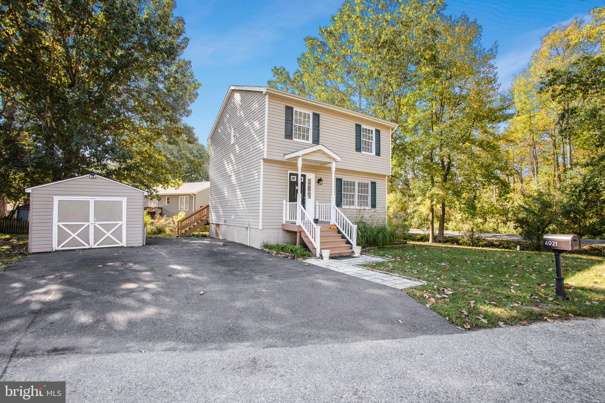 AVALON SHORES - Residential Lease