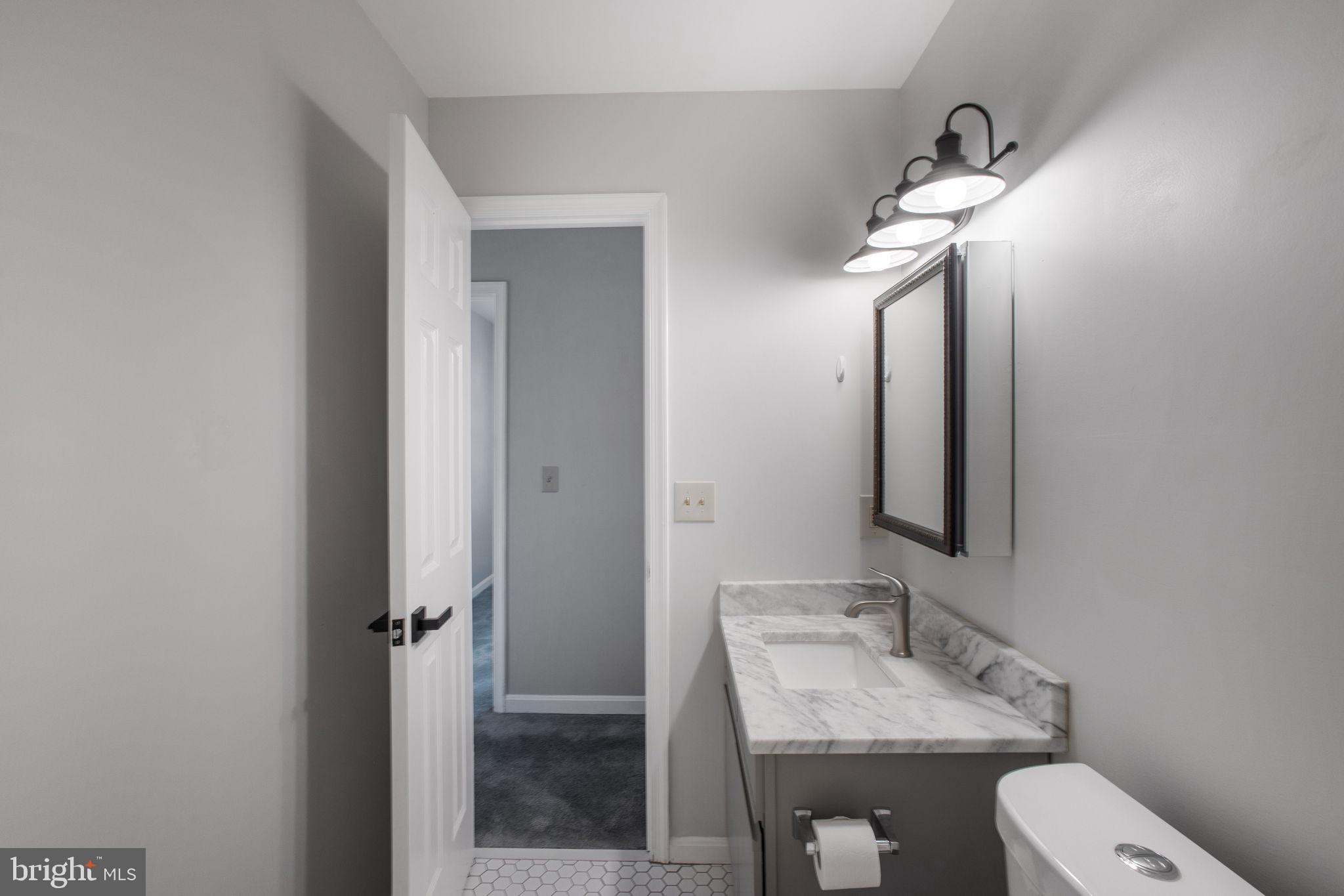 AVALON SHORES - Residential Lease