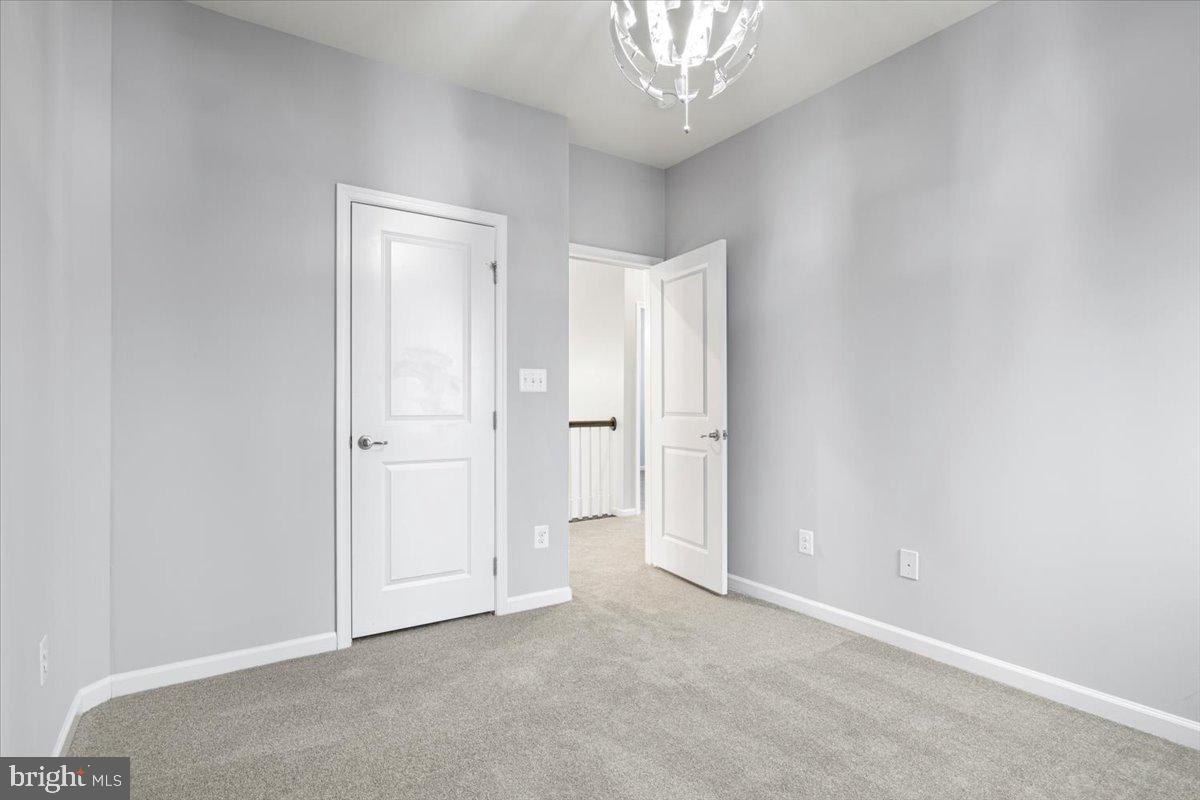 MINTBROOK - Residential