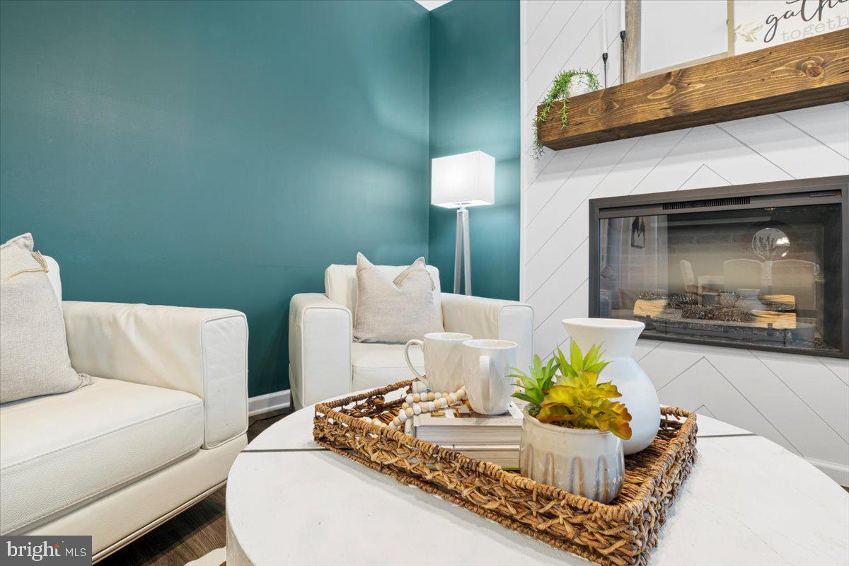 MINTBROOK - Residential