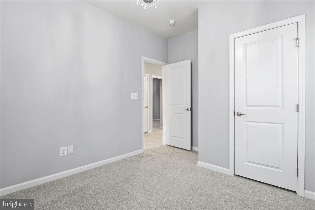 MINTBROOK - Residential