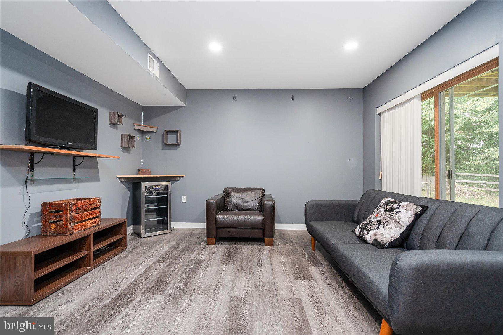 ACADEMY ACRES - Residential