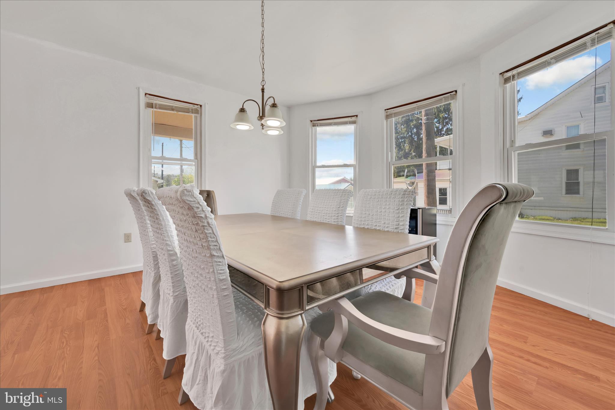 PINE GROVE - Residential