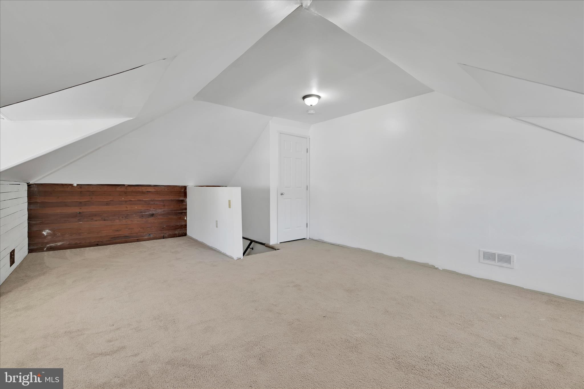 PINE GROVE - Residential