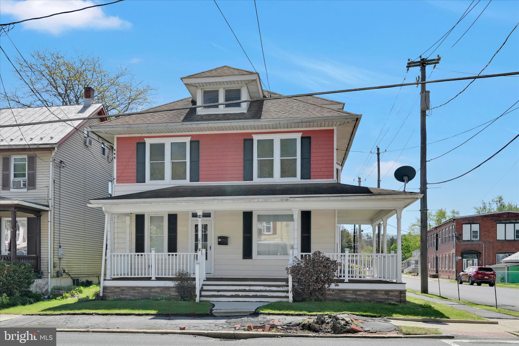 PINE GROVE - Residential