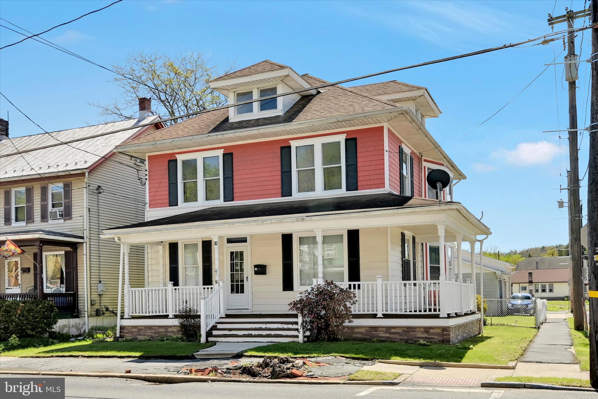PINE GROVE - Residential