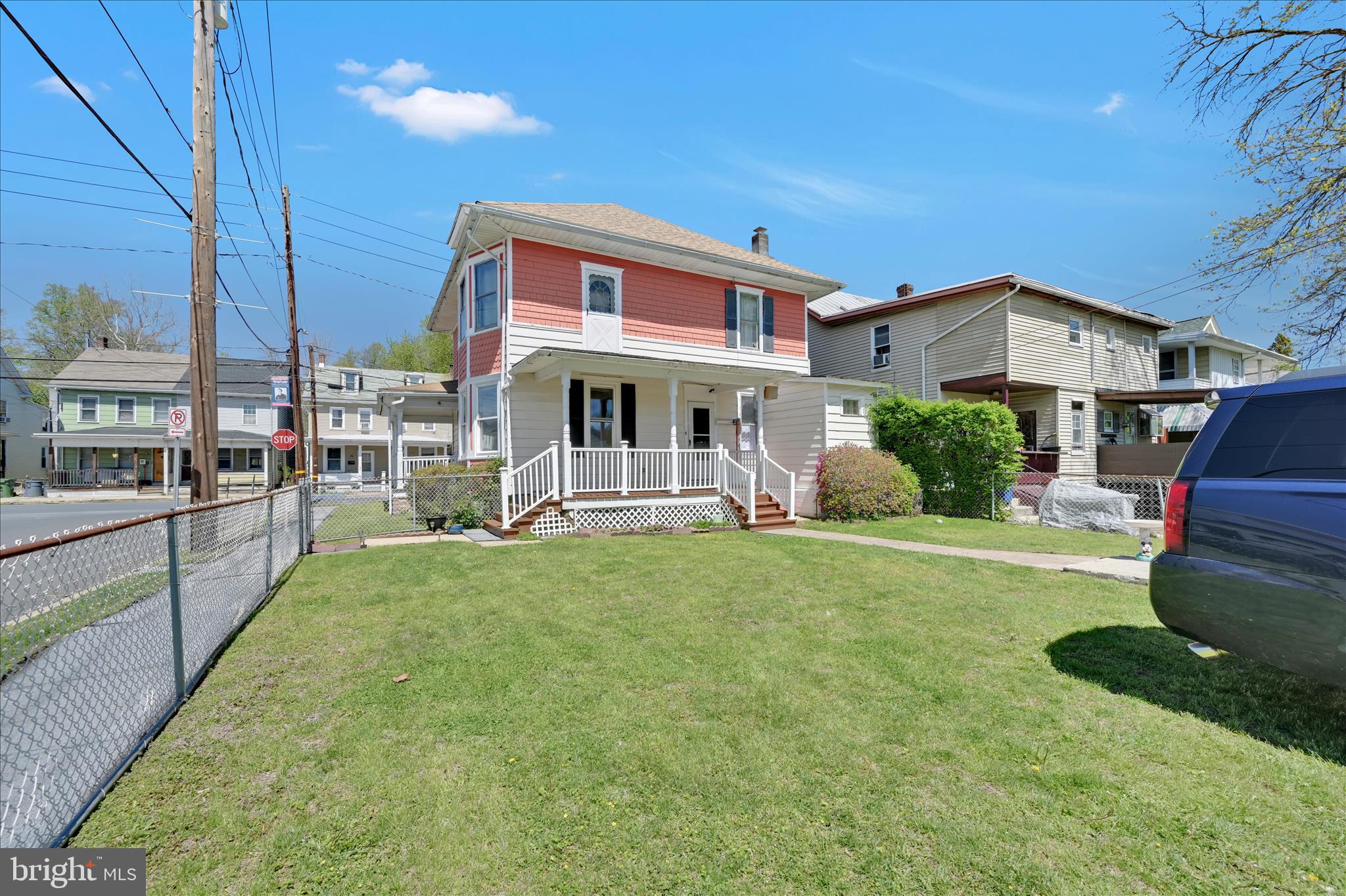 PINE GROVE - Residential