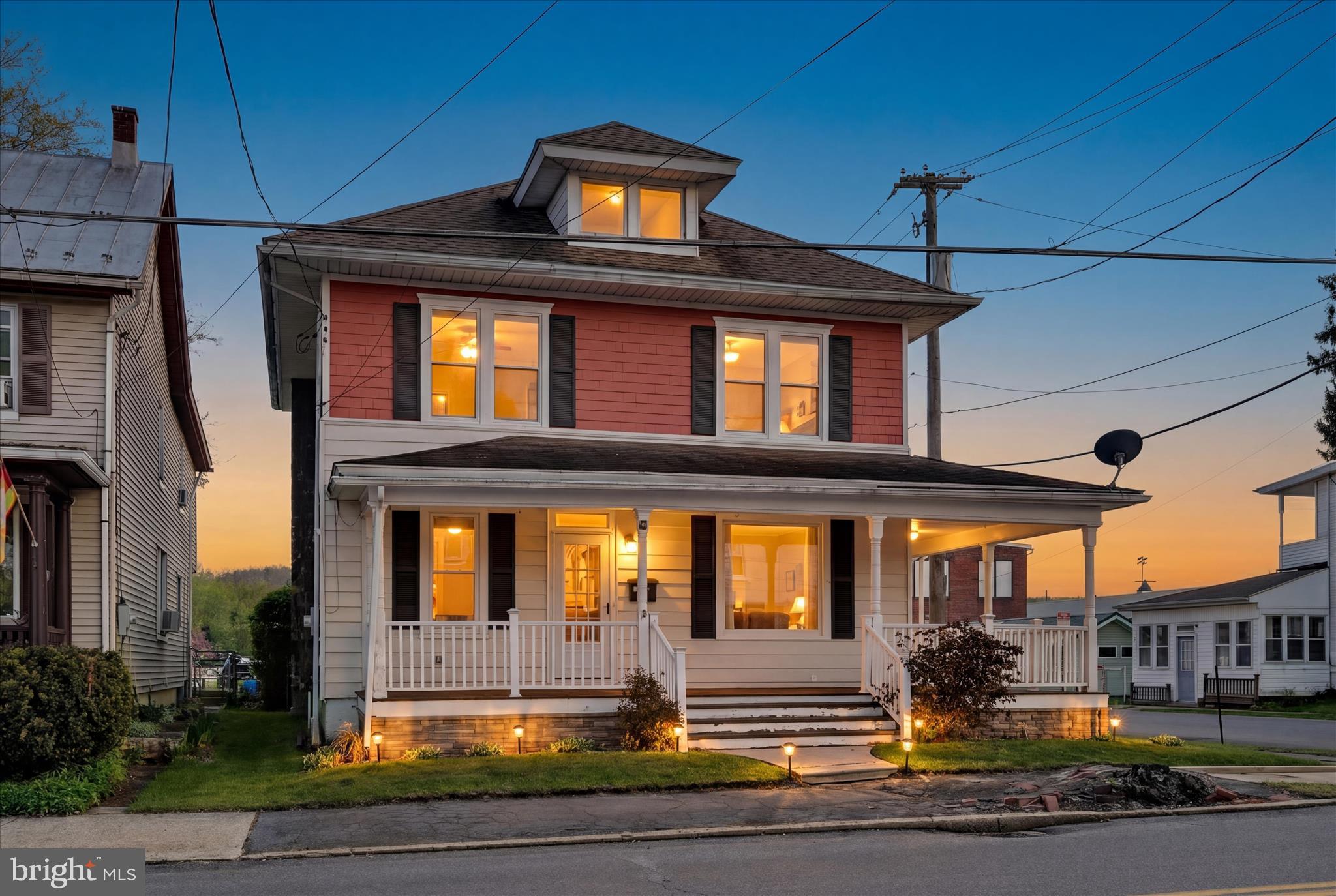 PINE GROVE - Residential