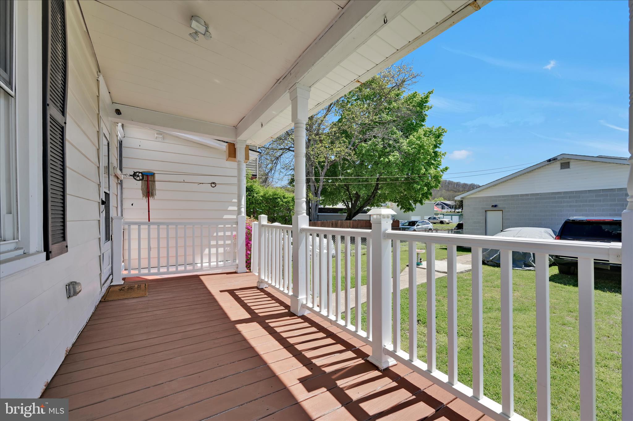 PINE GROVE - Residential