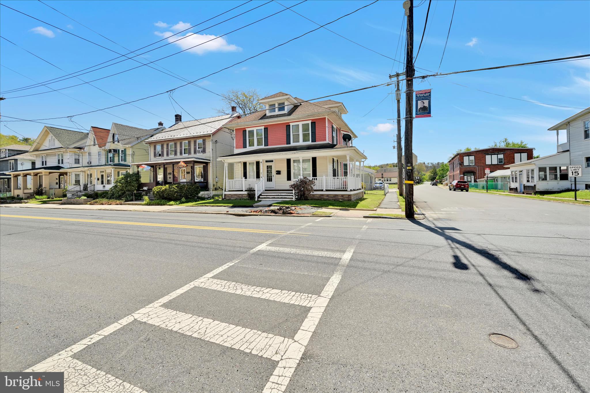 PINE GROVE - Residential