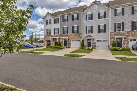 Townhouse For Rent - 97 Kohlmyer Drive<br/> PENNSAUKEN, NJ 08110