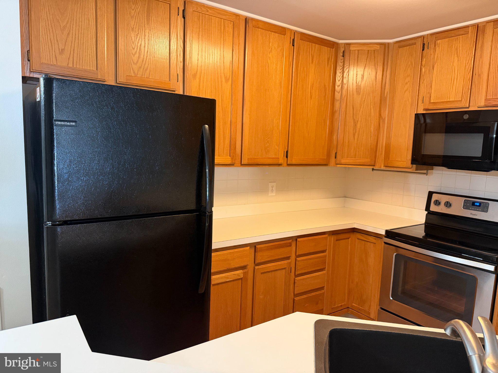 2205 FOXMEADOW DRIVE CONDO 2205