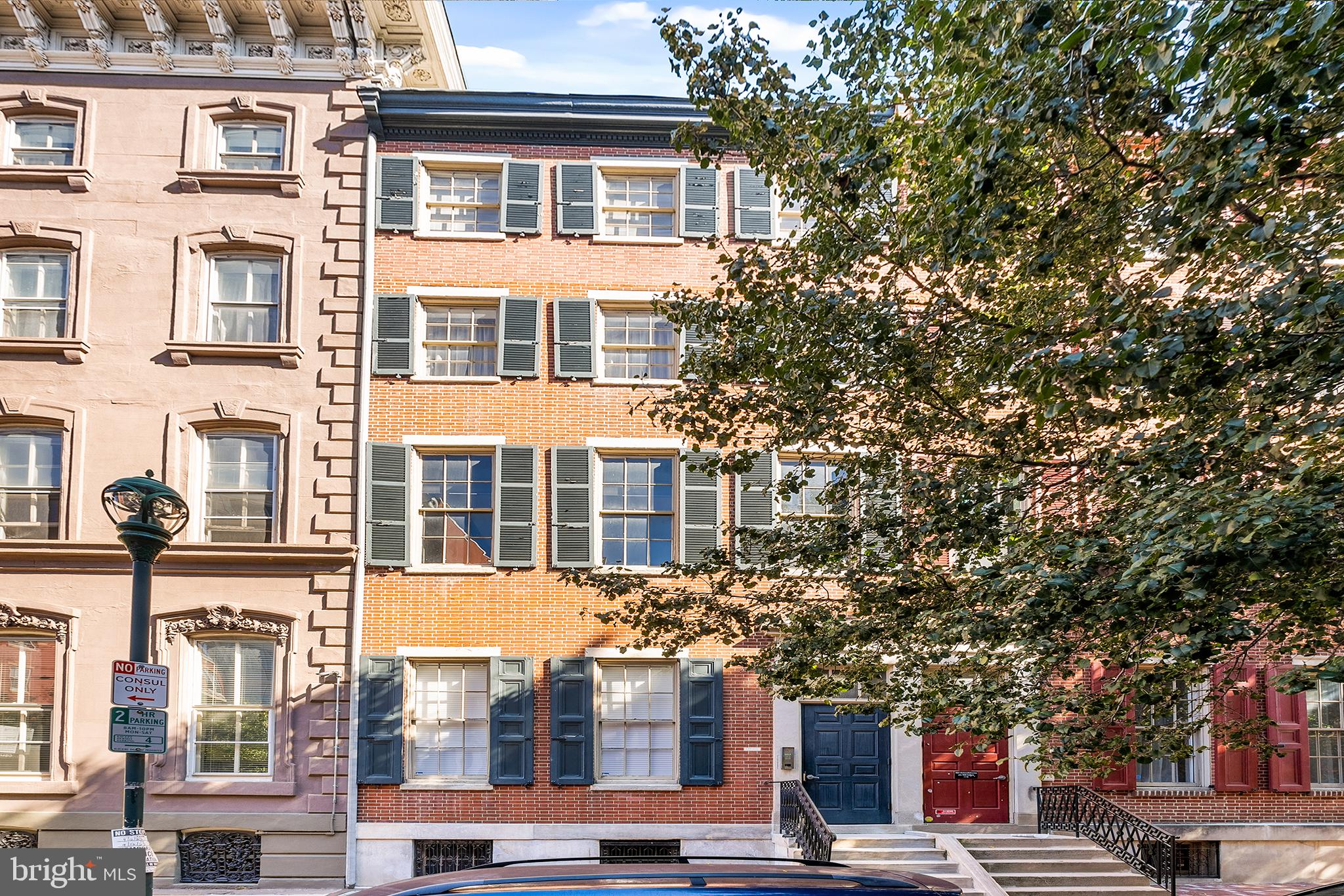 1029 SPRUCE STREET 33 200